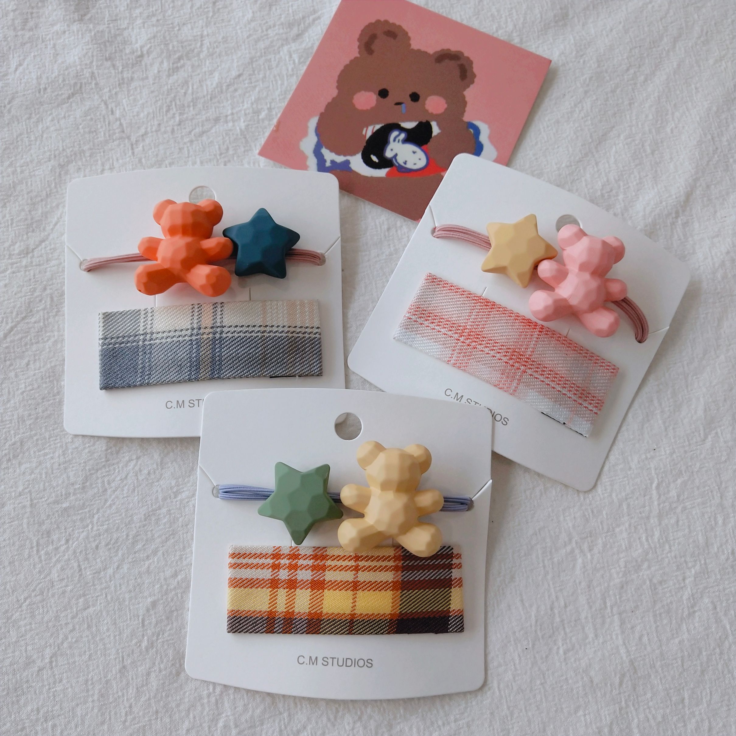 New children's teddy bear hair tie and checkered hair clip set, cute and versatile girls' headwear details Picture