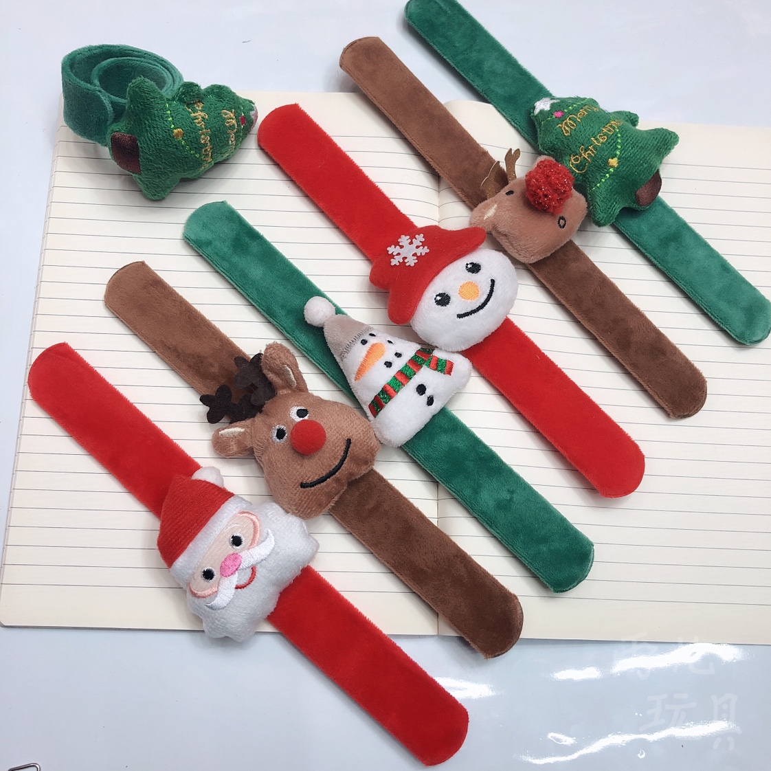 Cartoon Christmas creative children's bracelets pat Pat Animal heads Christmas carnival party