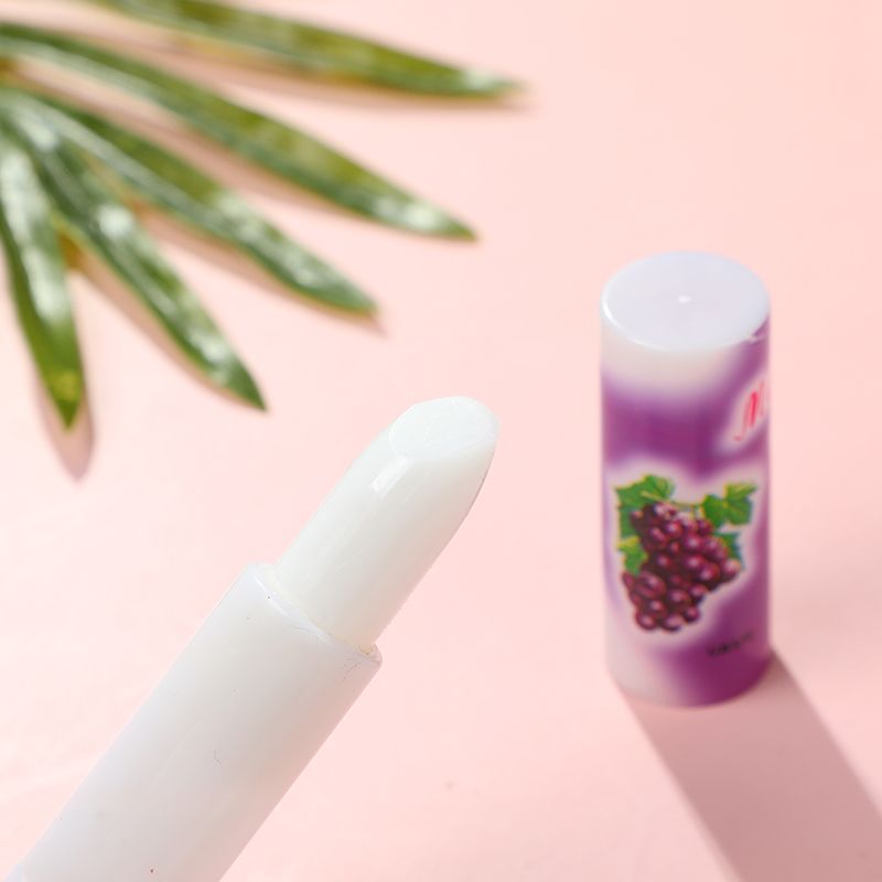 36 Fruit Flavor Male And Female Students Special Lip Balm Moisturizing Moisturizing, Anti-Dry Crack Fade Lip Line Colorless Lip Balm Application Scenario