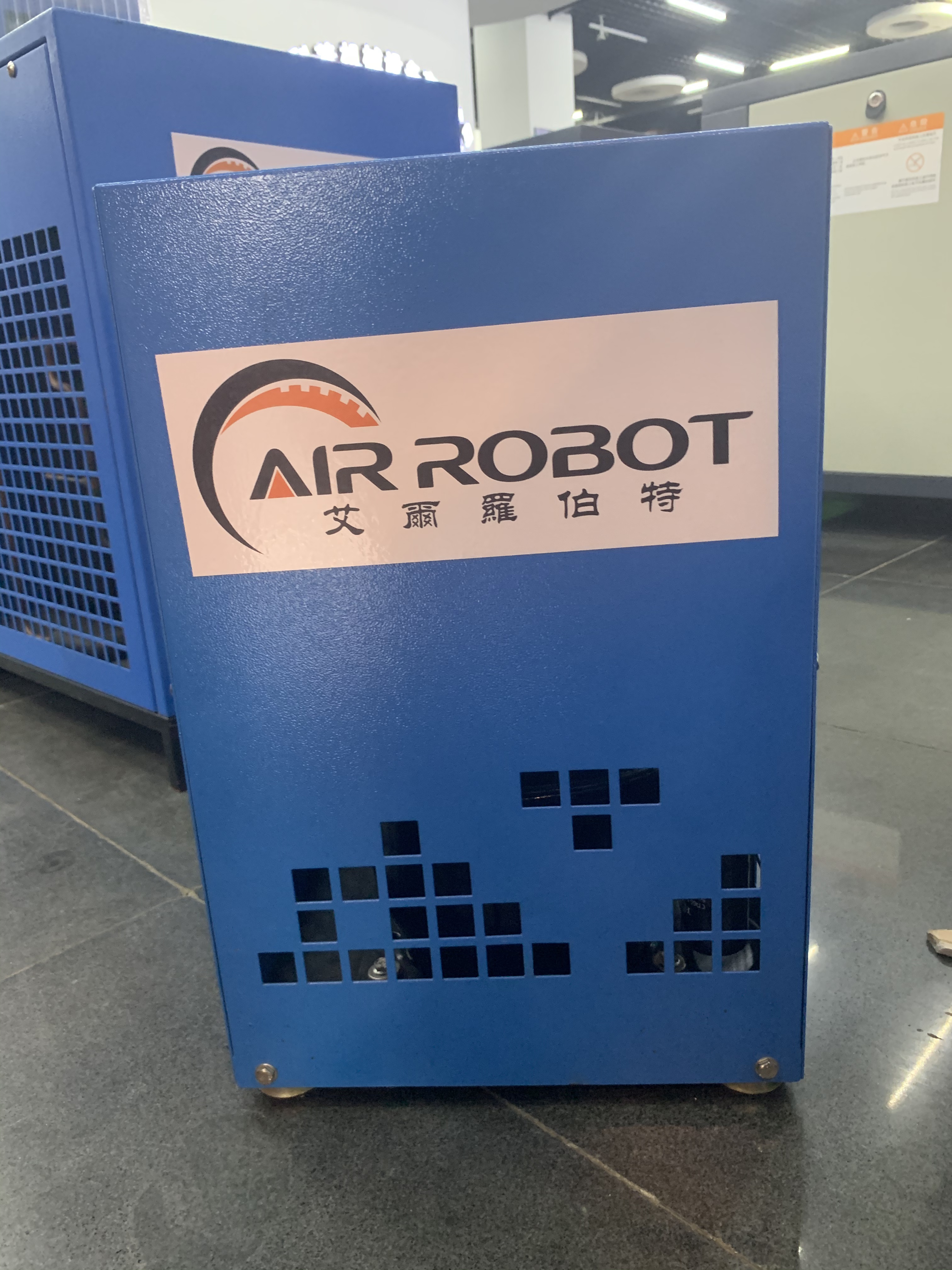 AIR ROBOT Refrigerated compressed Air Dryer YC-10SS Refrigerated dryer details Picture