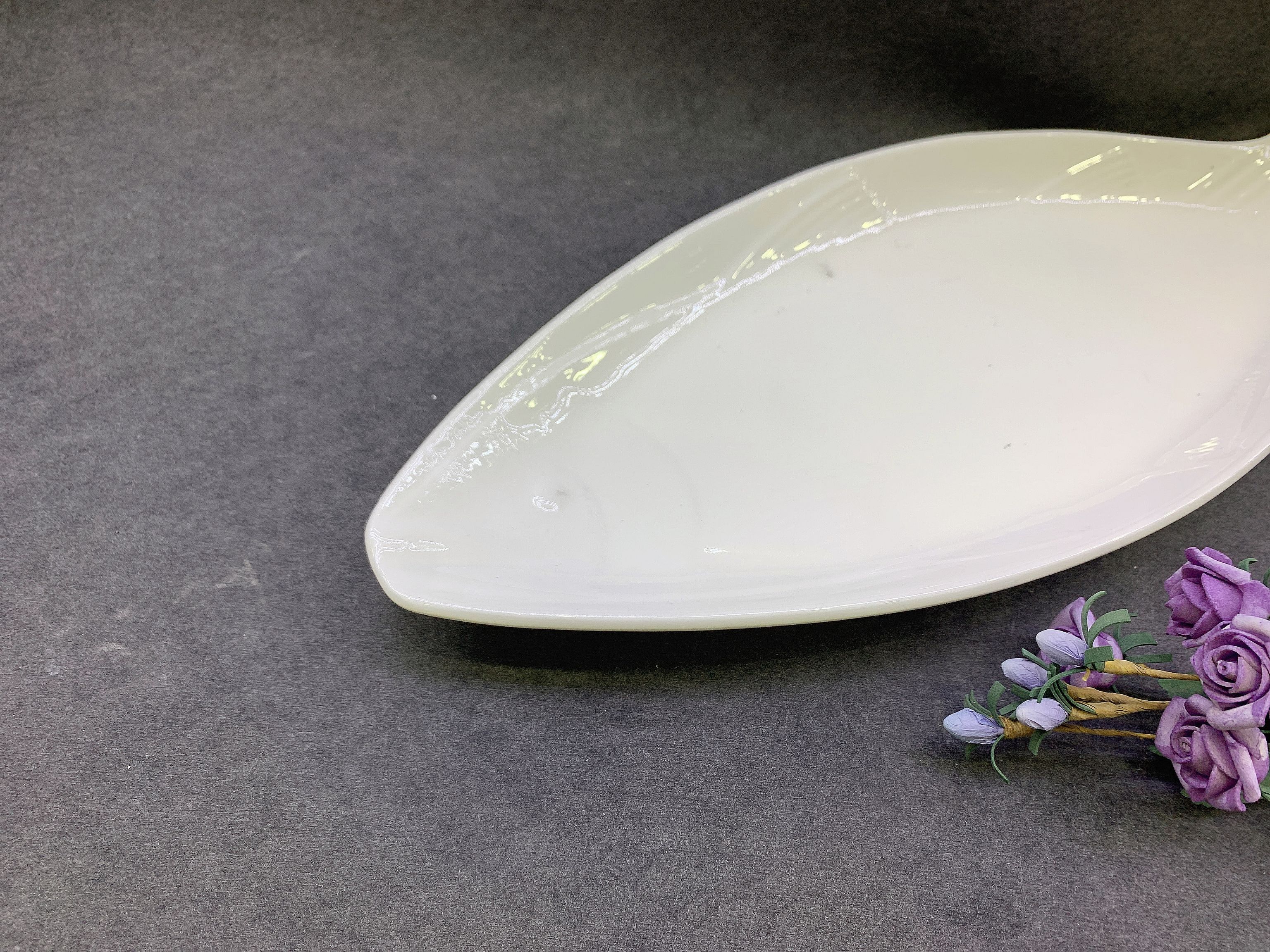 白色简约16寸珍珠鱼盘  餐盘详情图3