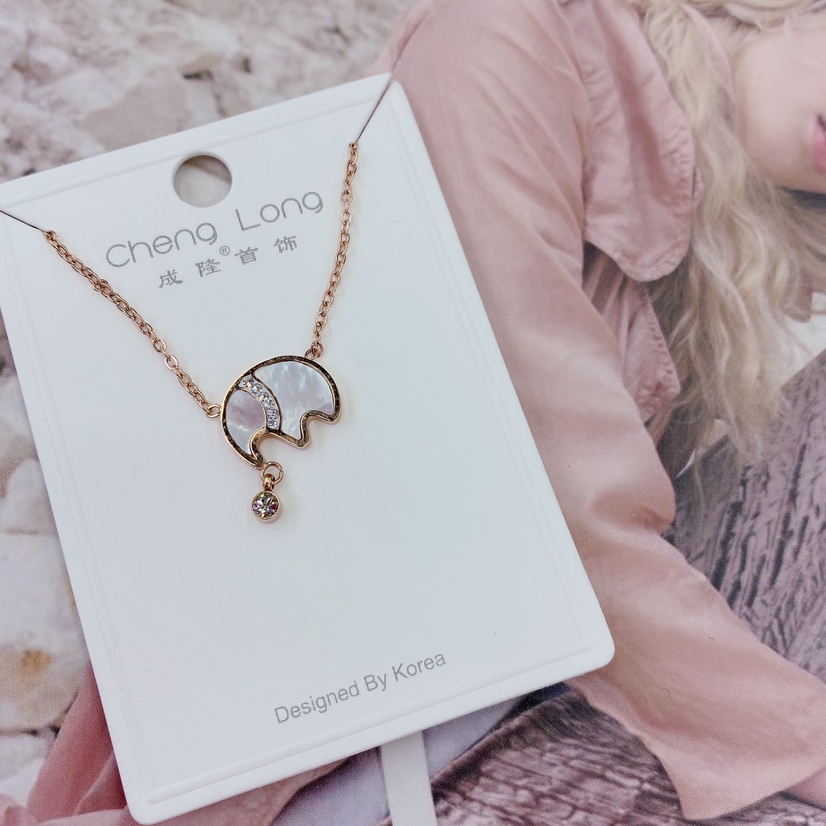 Chenlong jewelry titanium steel Moon necklace colorfast C0853-47.5