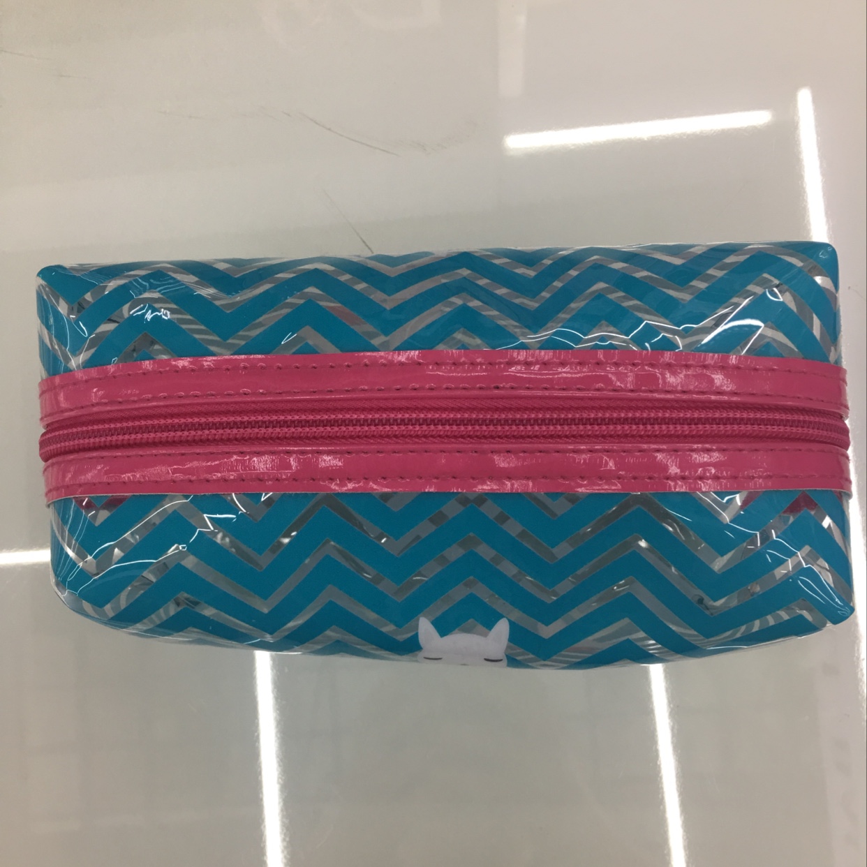 PVC印花蓝色羊驼化妆包产品图