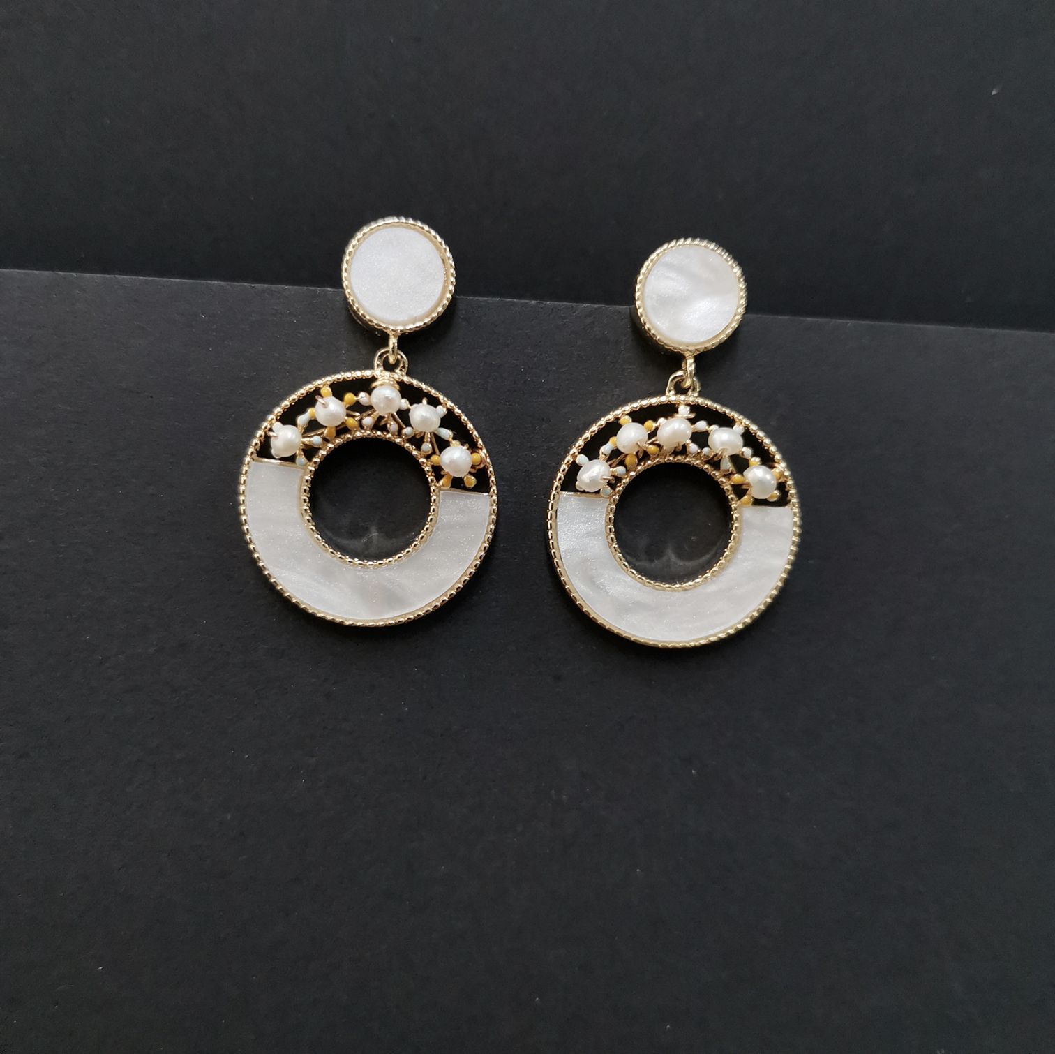 Yiwu Selection antique lace pearl earrings /4511 full figure