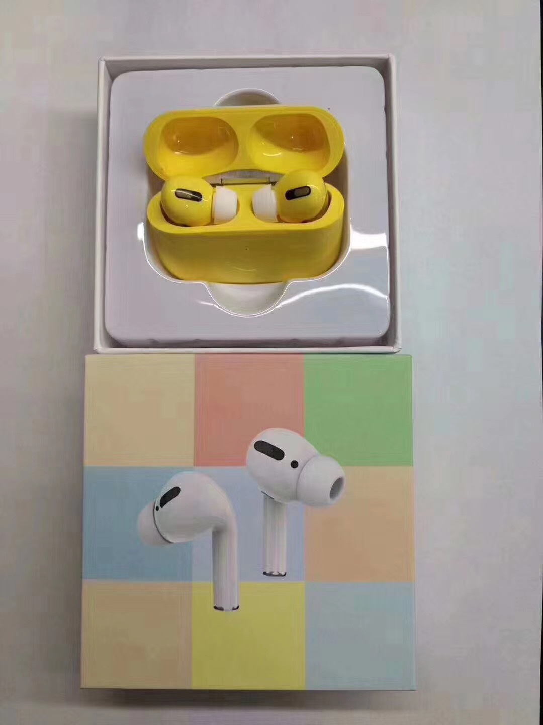 蓝牙耳机实物图