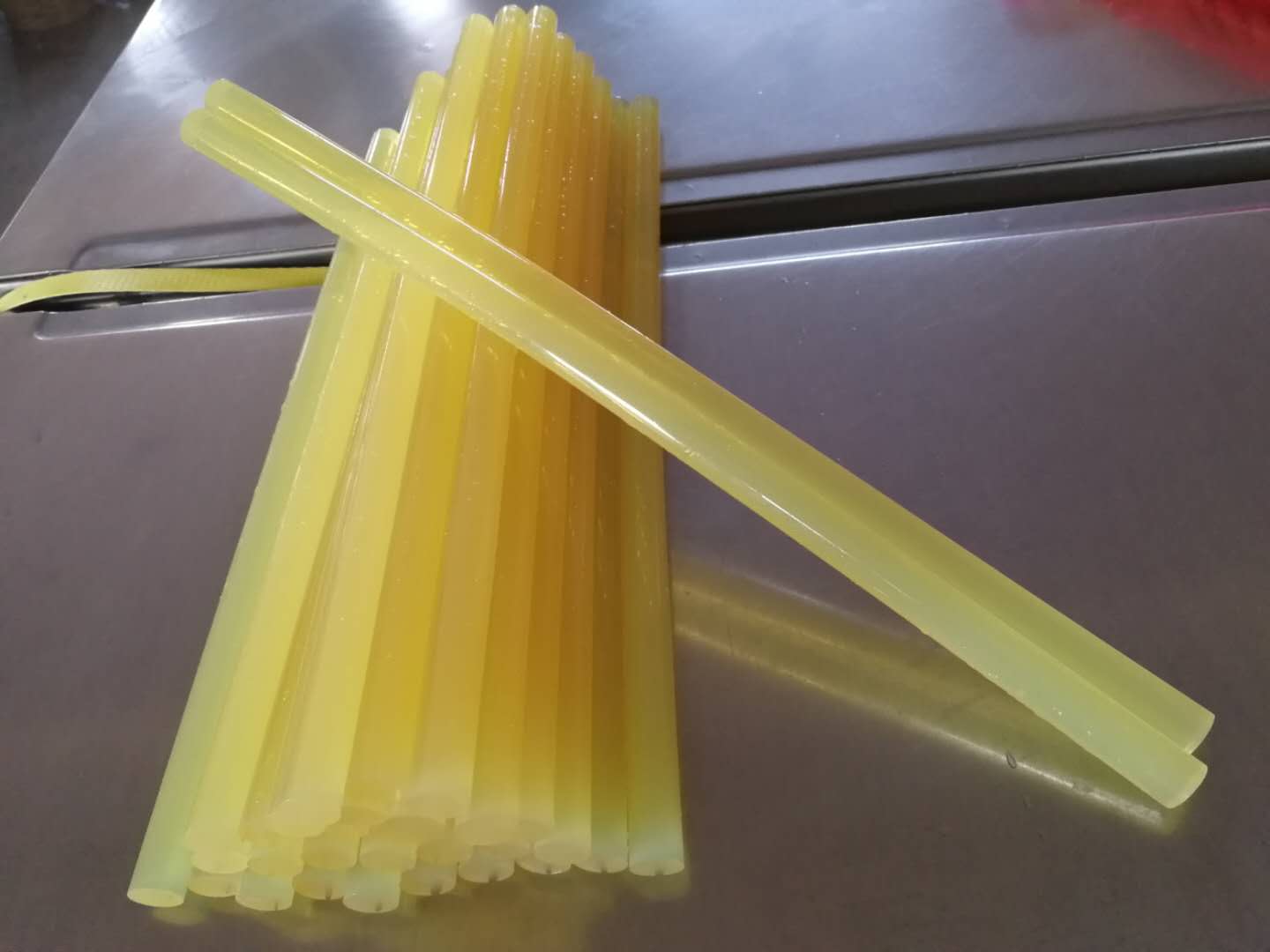 热熔胶棒 (中国结专用胶棒) 型号A7 长度30 特粘型详情图2