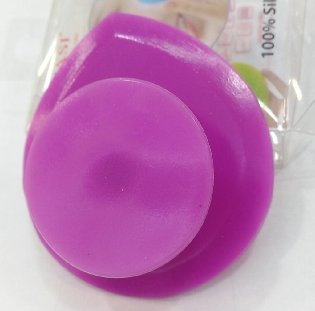 Large facial cleansing brush 80-70-25t purple detail image 2