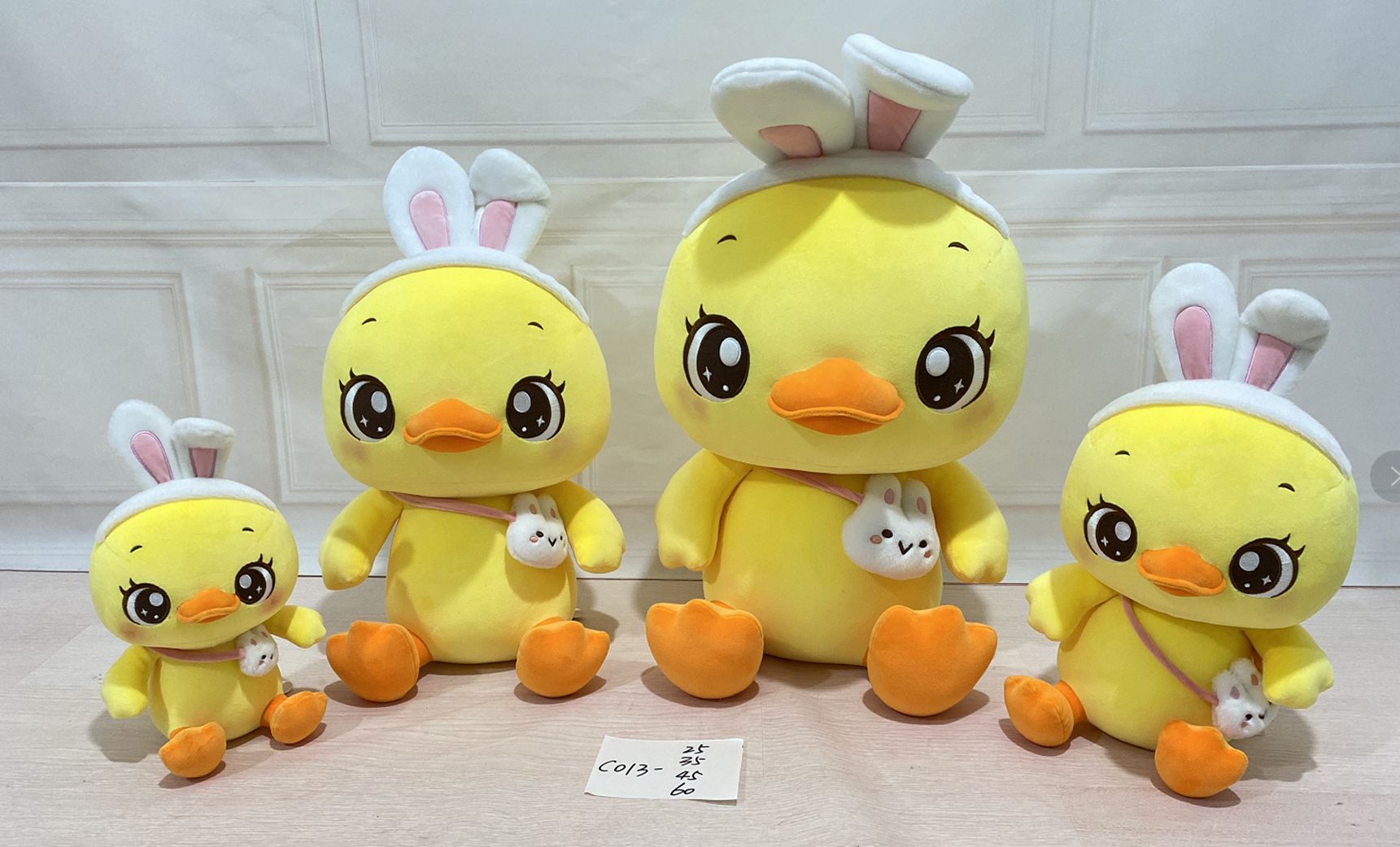 Yiwu Selection 60CM rabbit ear Duck/F1-082 full figure