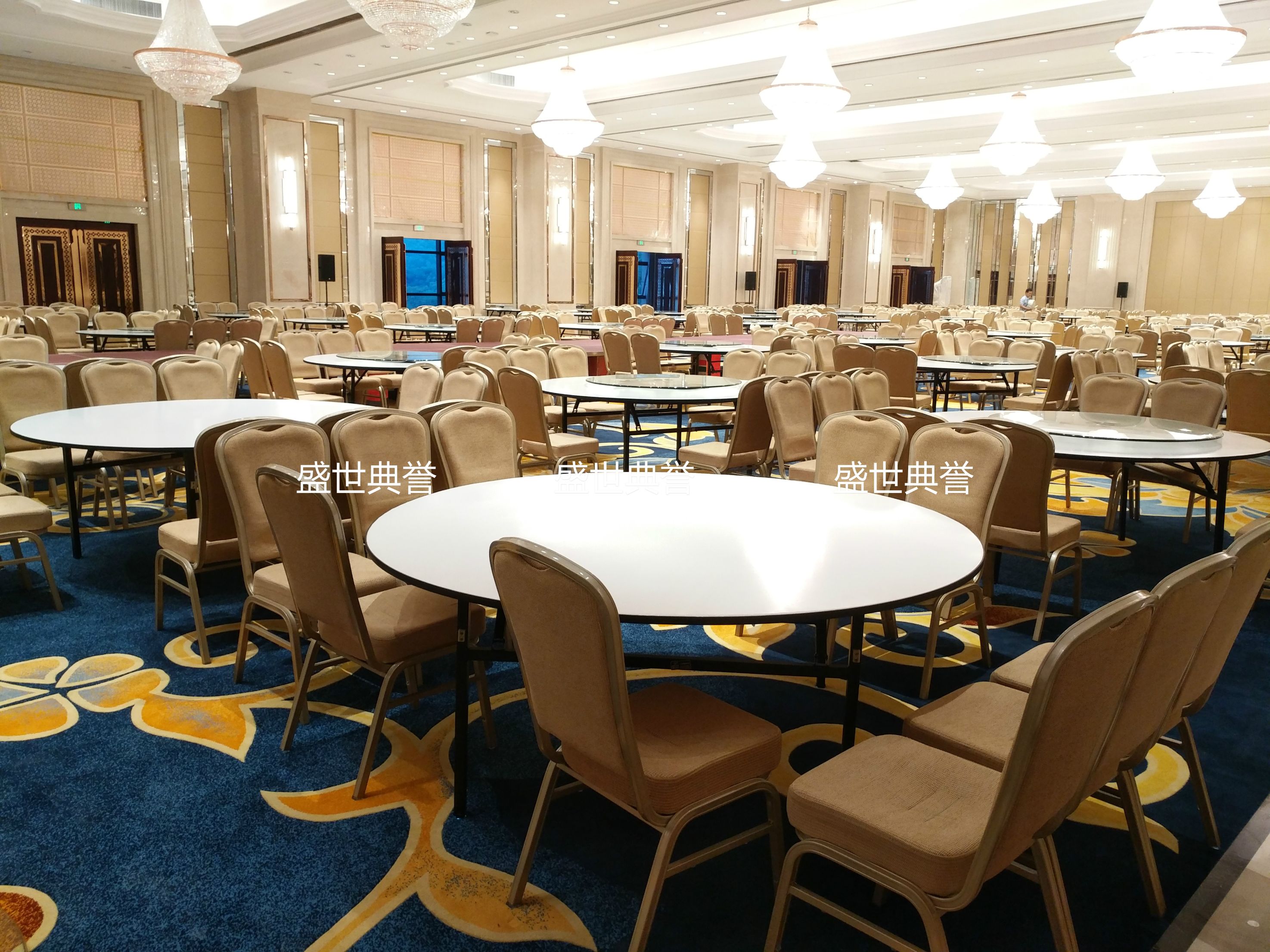 北京国际五星级酒店宴会厅餐椅会议中心铝合金椅饭店金属折叠椅子详情图3