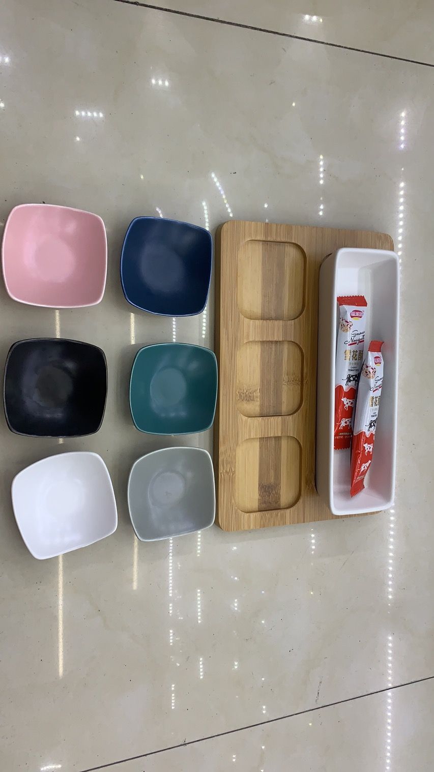 6-Color Ceramic Dish details Picture