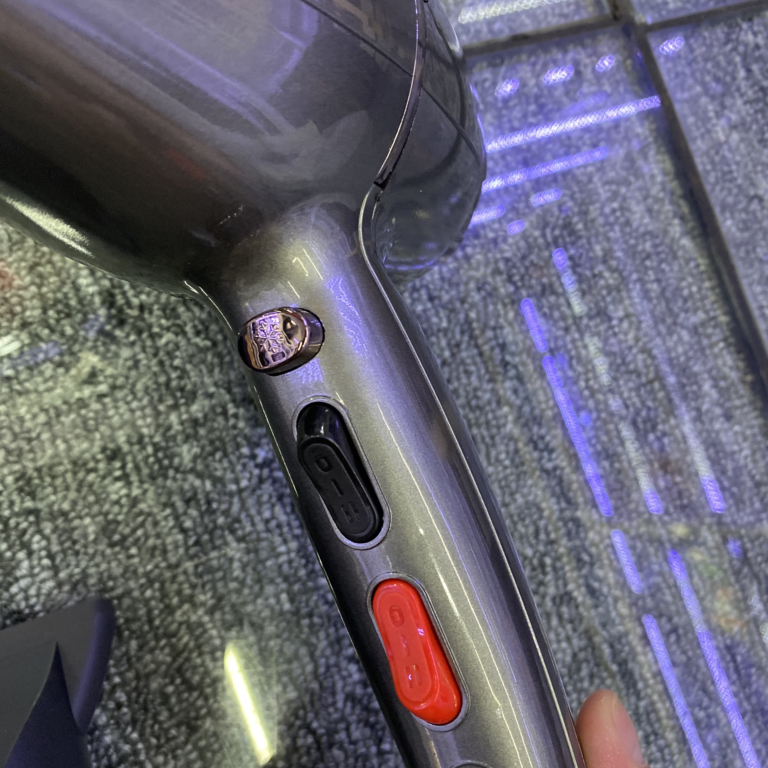Rozia Hair salon Special Hair Dryer HC8340 Application Scenario