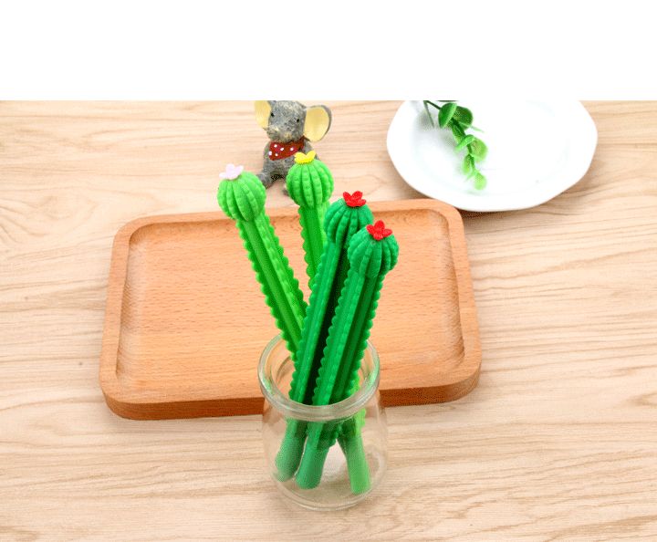 A new, cute and unique Korean creative fountain pen, a 0.5mm carbon pen for students detail image 7