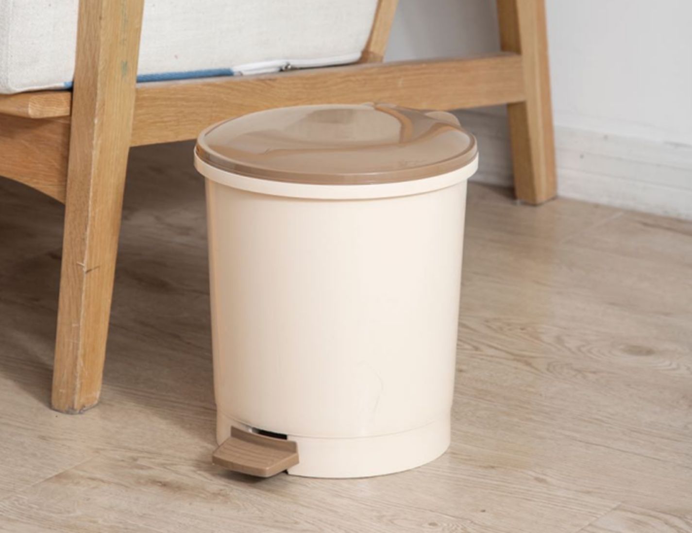 Yiwu Selection garbage can /TZ full figure