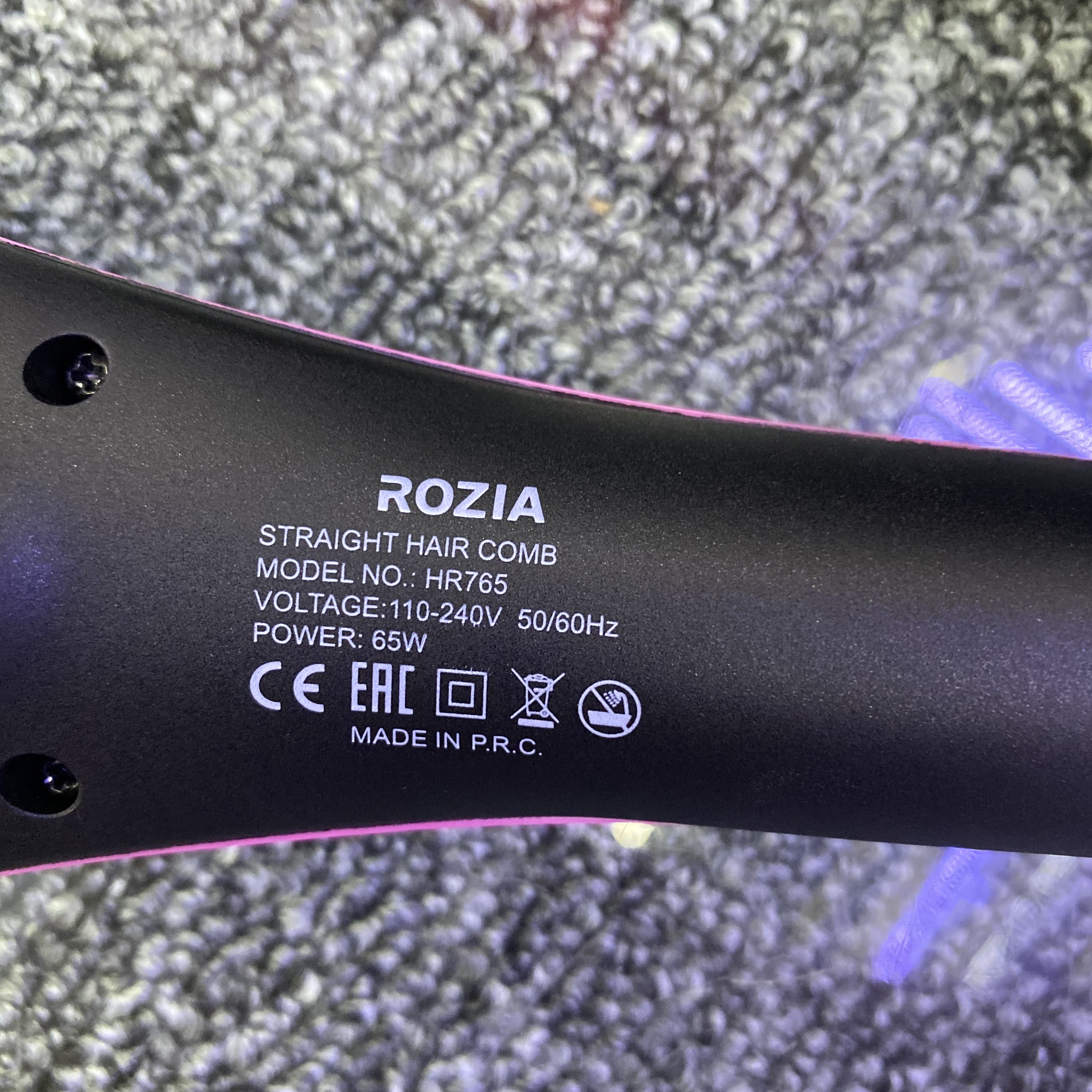 ROZIA hair care products straightening comb with LED display adjustable temperature HR765 Application Scenario