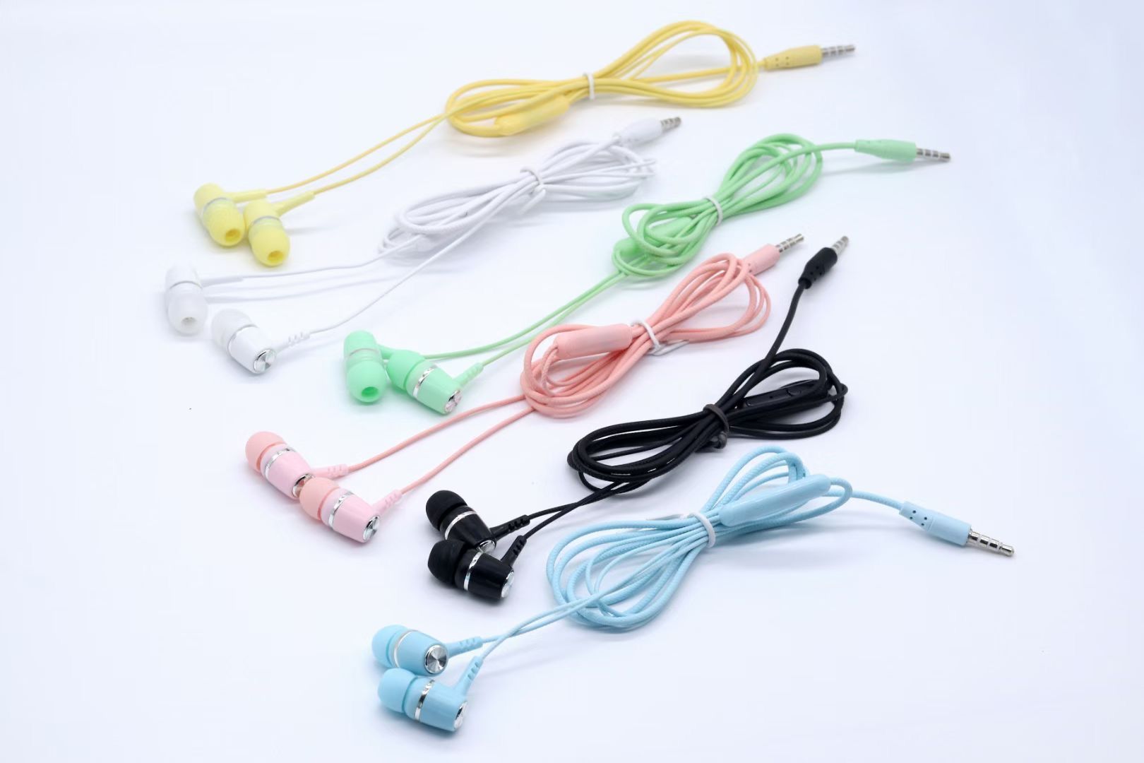 Suitable for Apple and Android, domestic boxed Macaron universal mobile phone headphones with microphone, in-ear gift headphones detail image 1