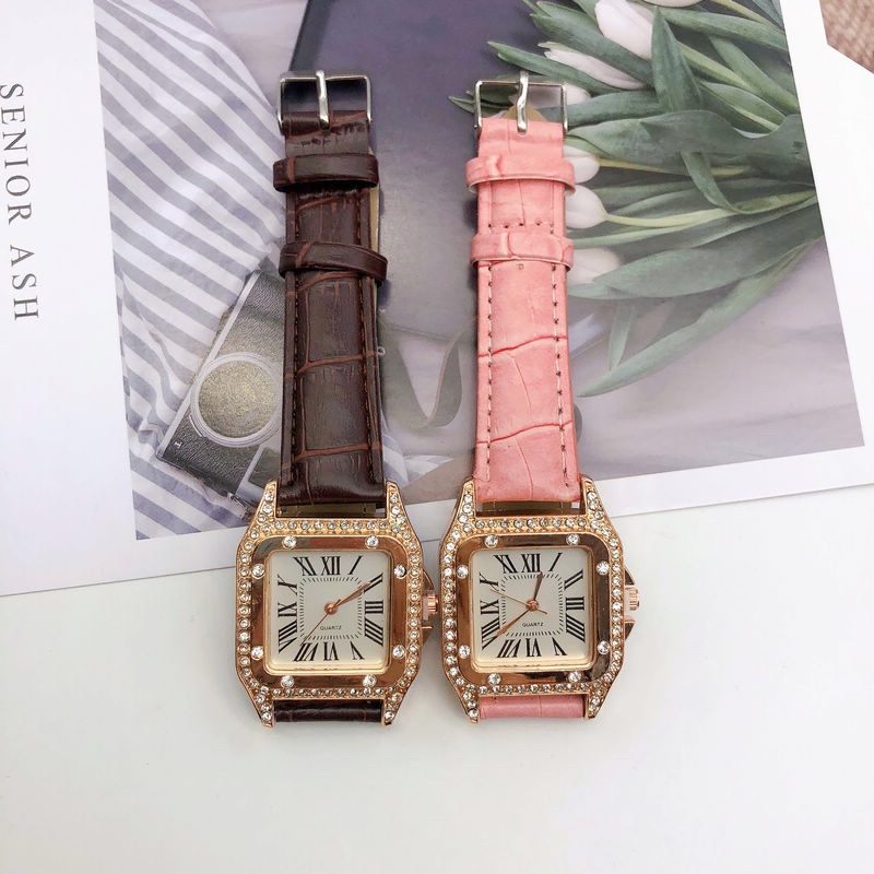 A popular online bestseller, a simple and stylish square ladies' watch with a Roman numeral leather strap undefined