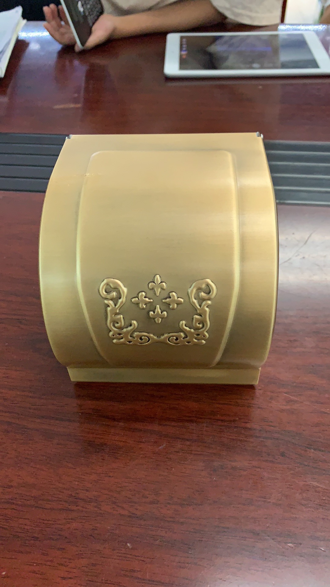 铝合金纸巾盒产品图