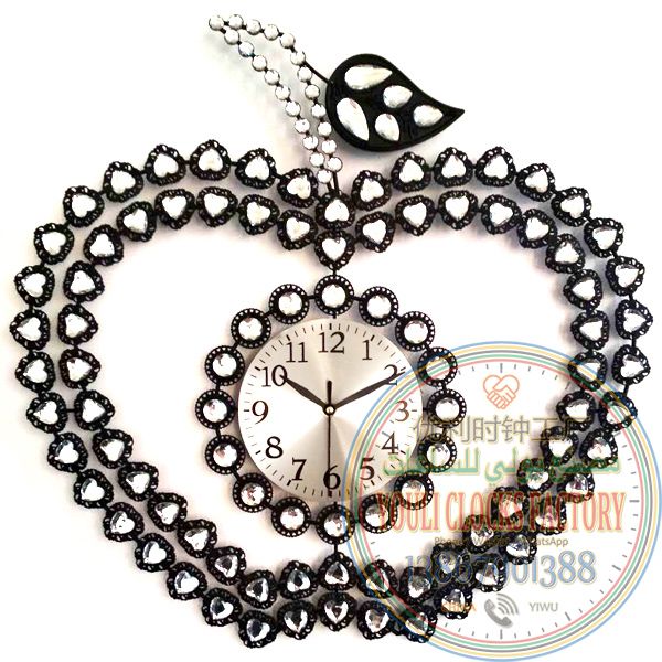 铁艺烤漆镶钻静音苹果装饰挂钟墙钟图