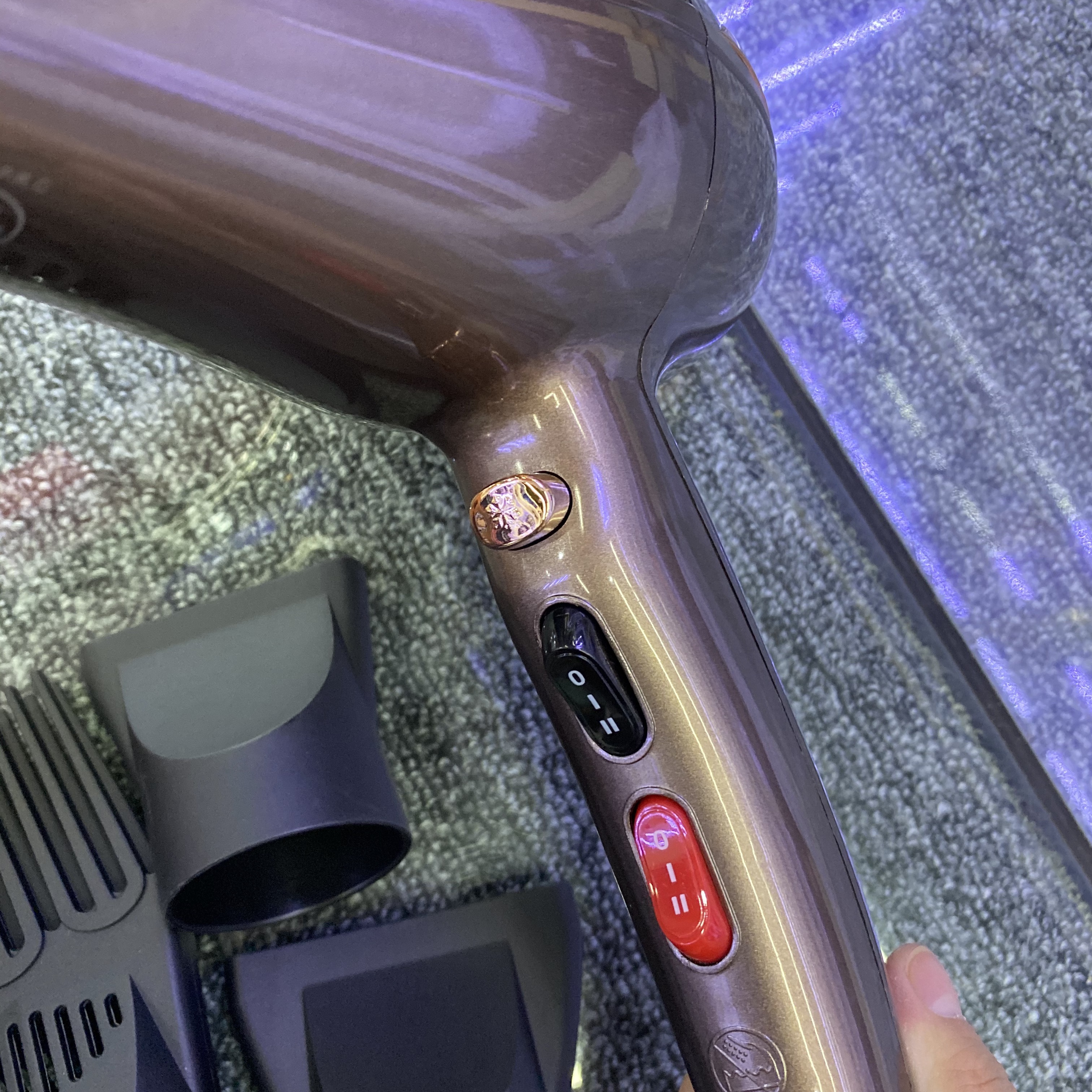 Rozia HC8600 Smart Touch Hair Dryer for Hair salons Item Picture