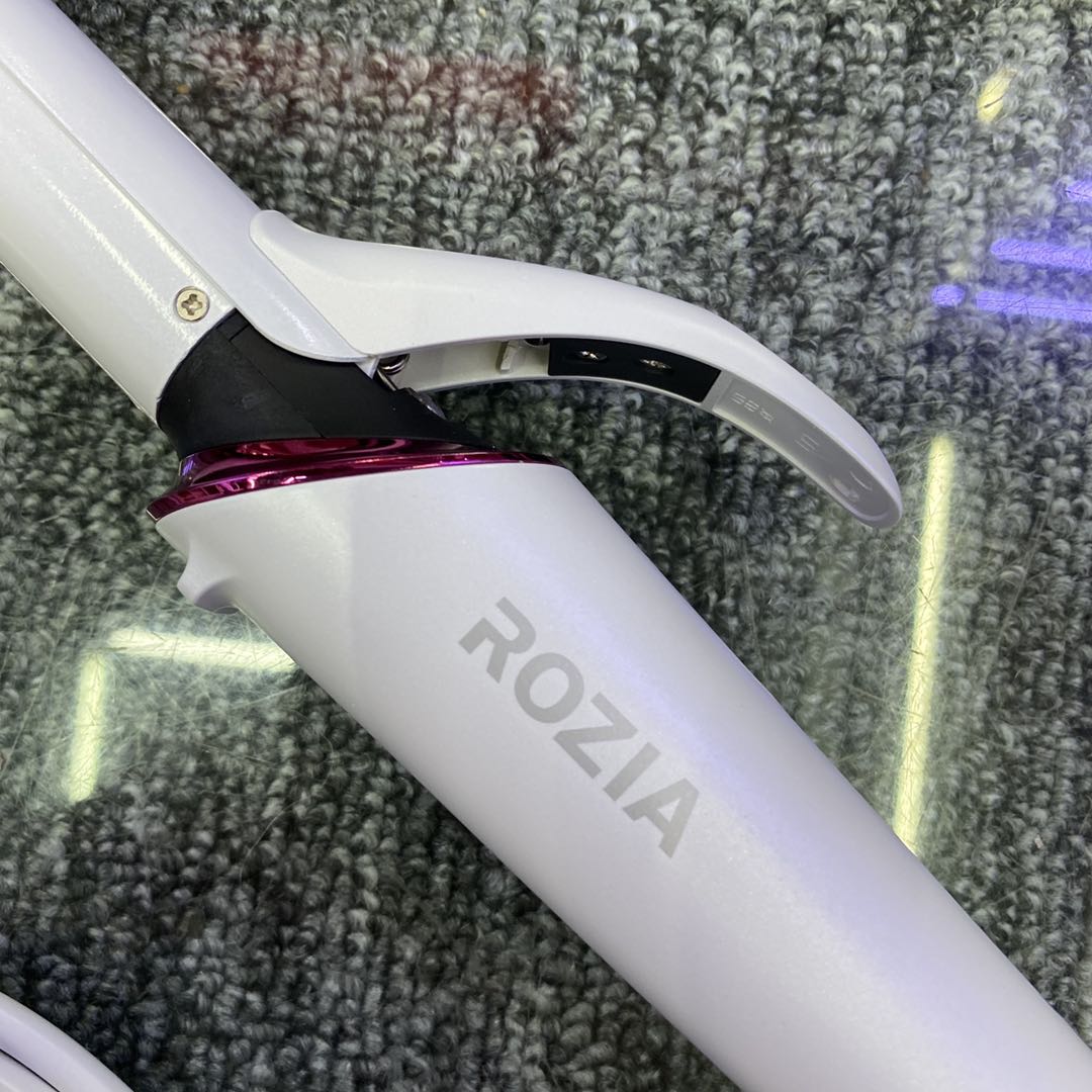 The adjustable temperature range of the Rozia women's electric curling iron shows HR790C detail image 2