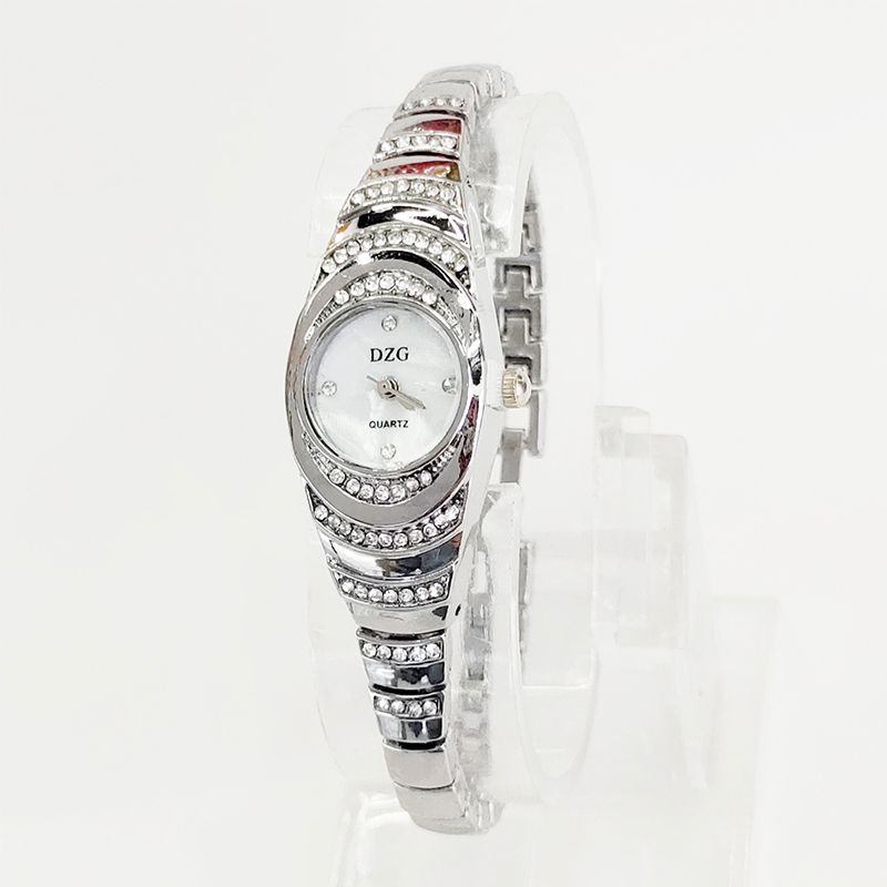 New European and American fashion trend wristwatch, fashionable and simple scale student watch, women's diamond bracelet watch 18820/236 detail image 2