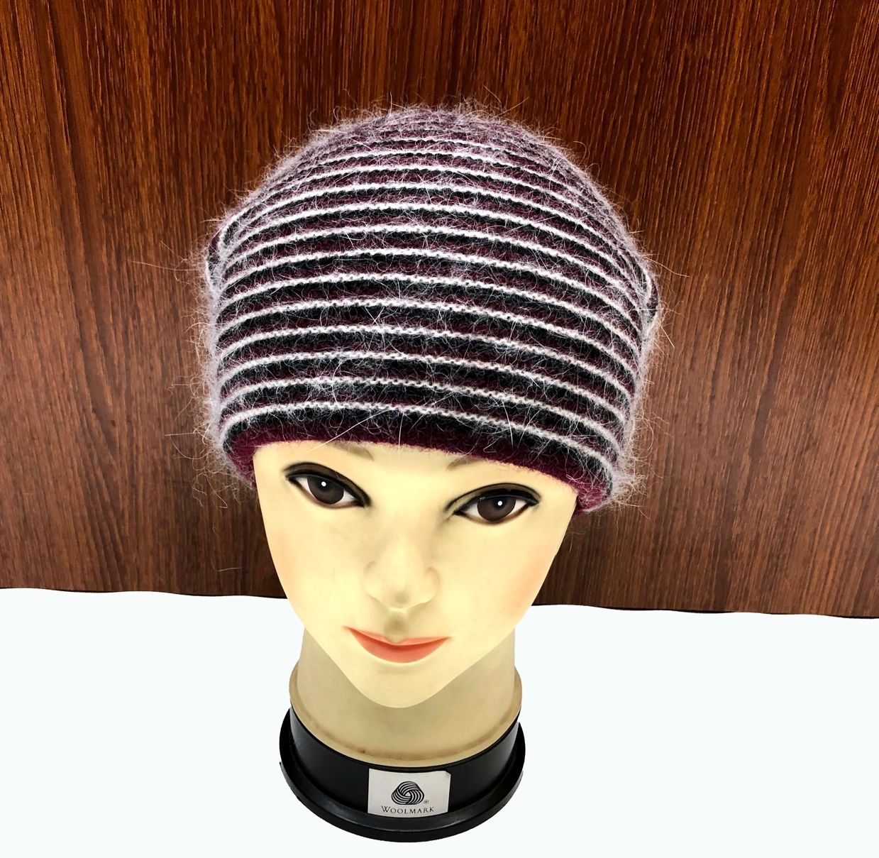 Horse pattern Angora rabbit fur men's Beret hat, woolen hat, grandpa and grandma hats, fashionable one-piece hat detail image 2
