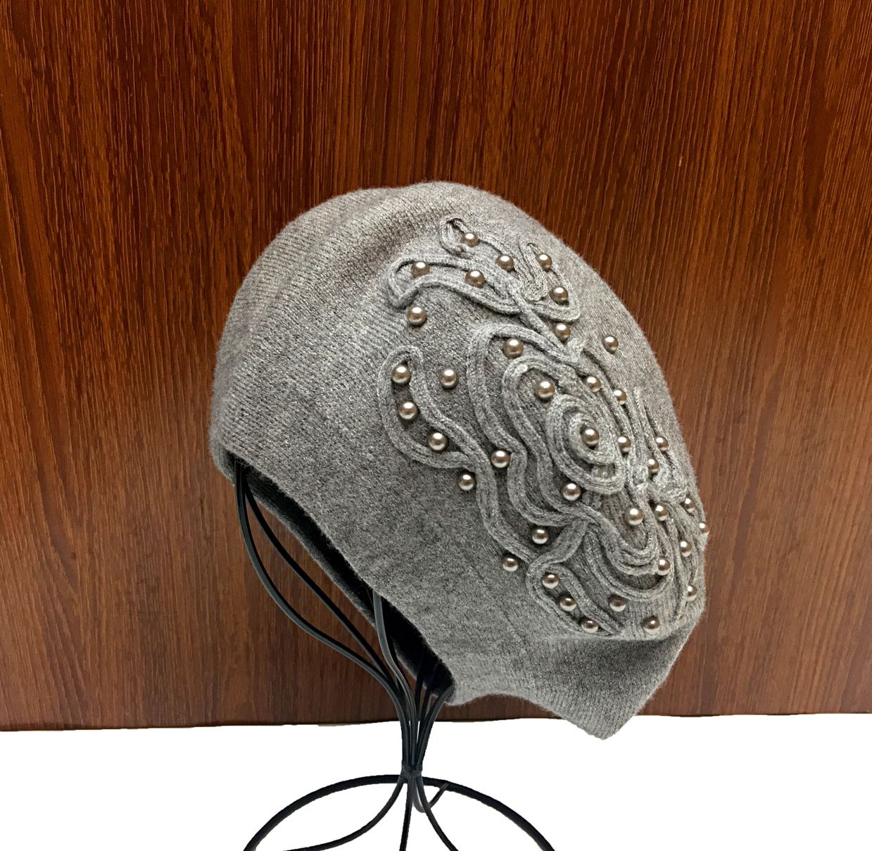 Cashmere knitted handmade pearl oyster hats, one-piece hats for men, grandmothers and grandfathers, wool hats, fashionable detail image 8