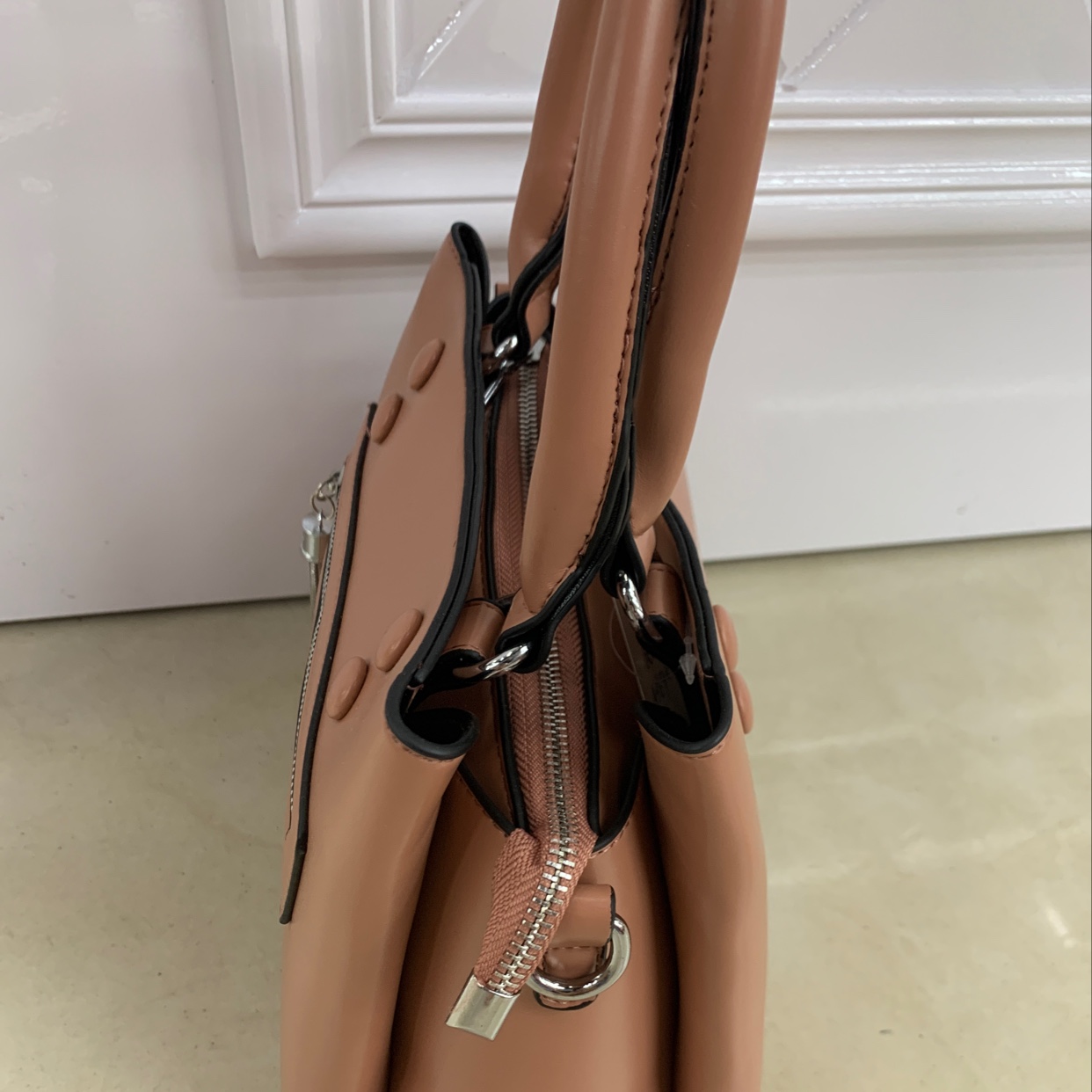 2020年新款时尚单肩，单肩，斜挎手提女包，三口袋大包，女包全pu细节图