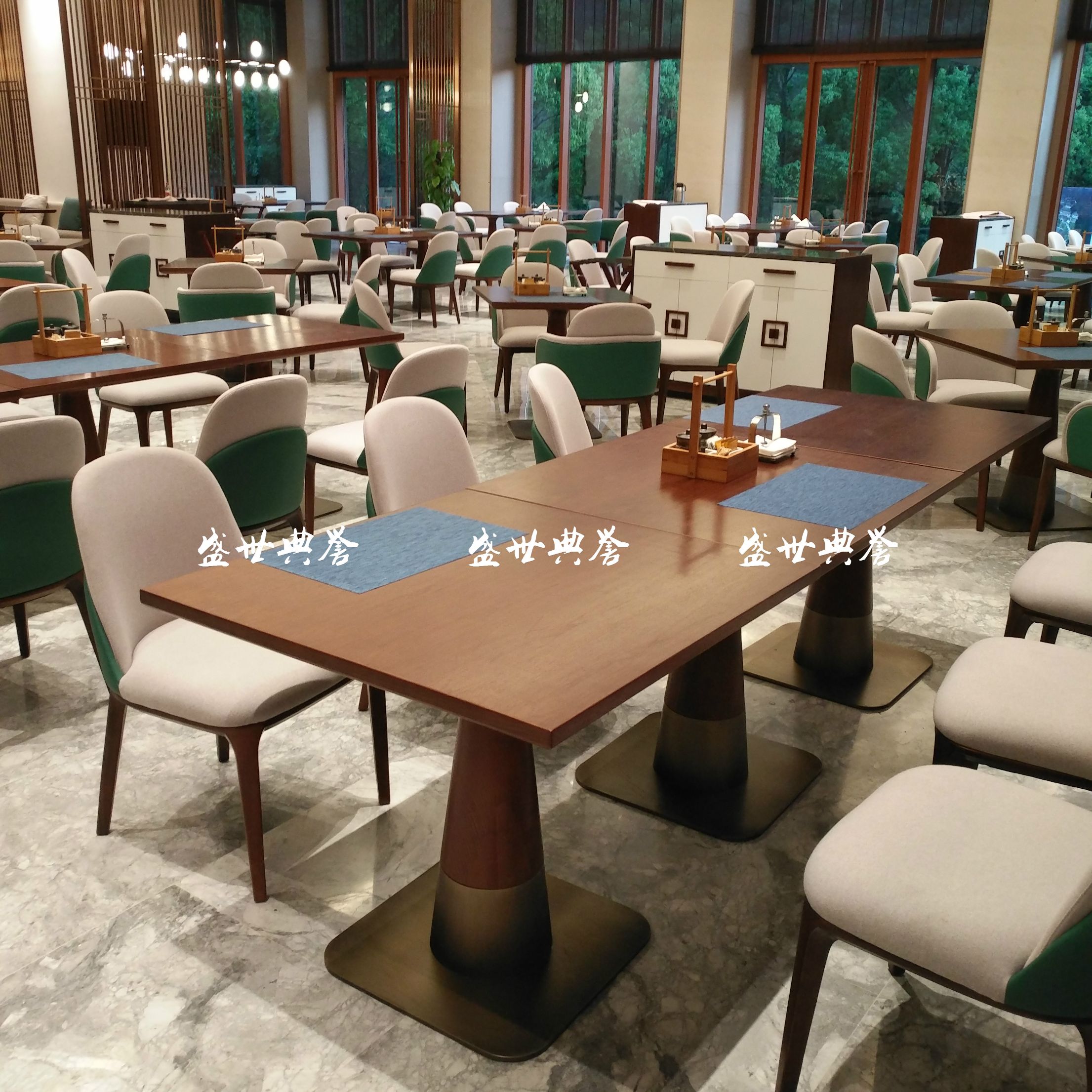 杭州假日酒店早餐桌椅定做星级宾馆自助餐厅椅子洲际酒店西餐椅产品图