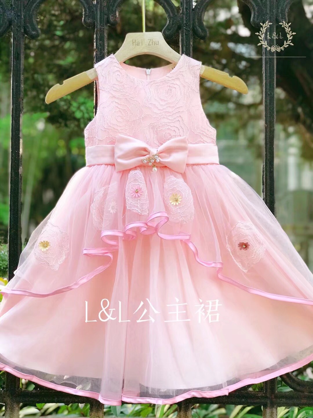 Korean version of hot style high waist lace princess skirt gauze dress children's wedding flower child performance dress details Picture