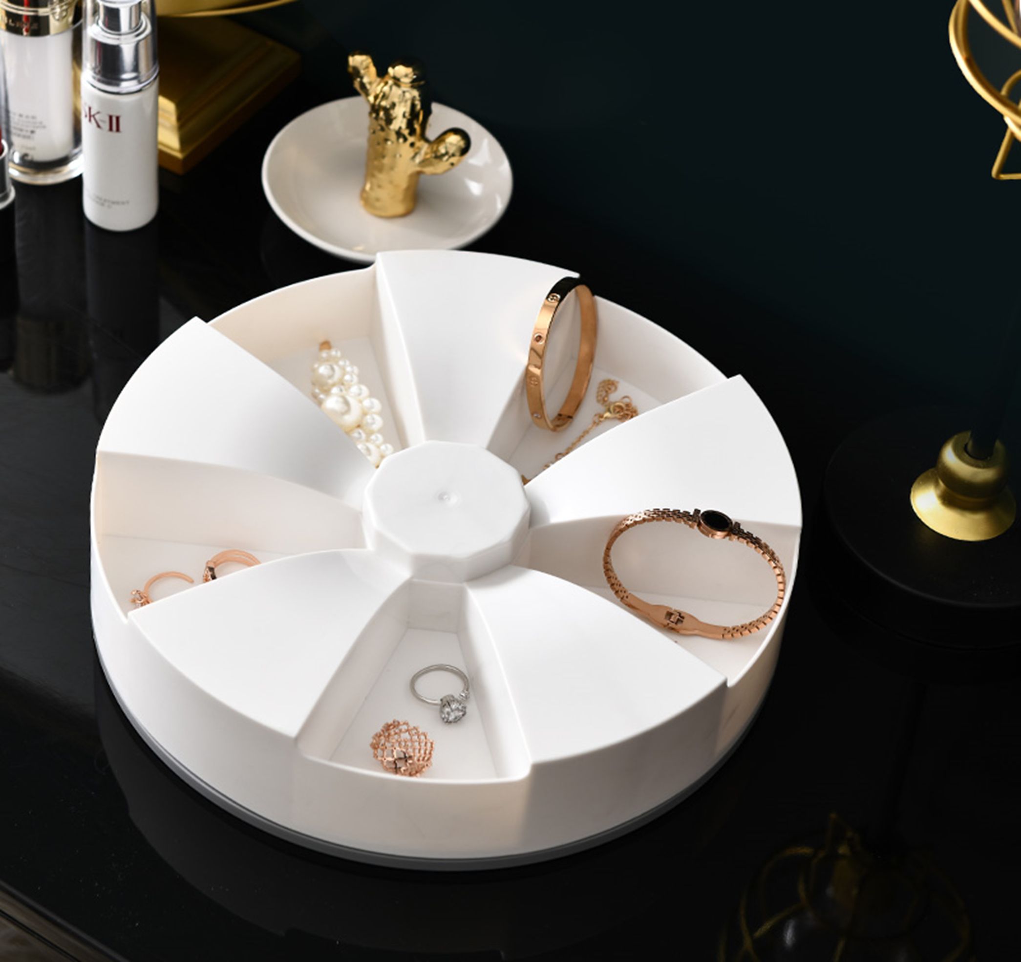 Single layer (5 grids) of rotating storage box 1837#/TZ full figure