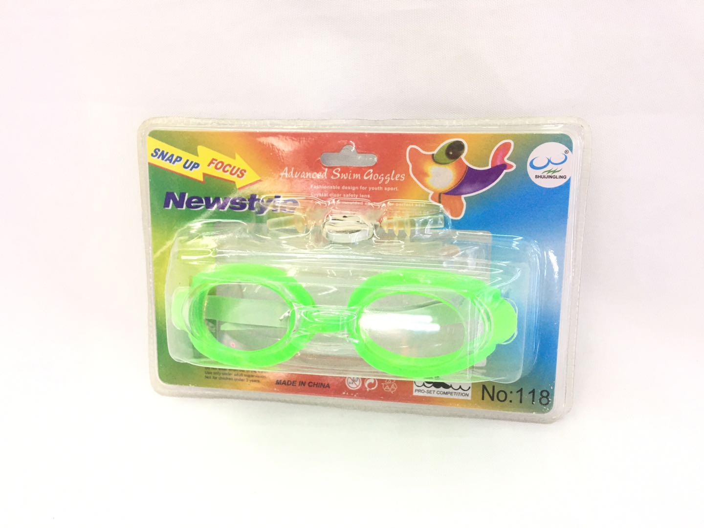 Swimming goggles manufacturers supply low-priced swimming goggles, adult vacuum-formed swimming goggles, goggles and adult swimming glasses for export detail image 2
