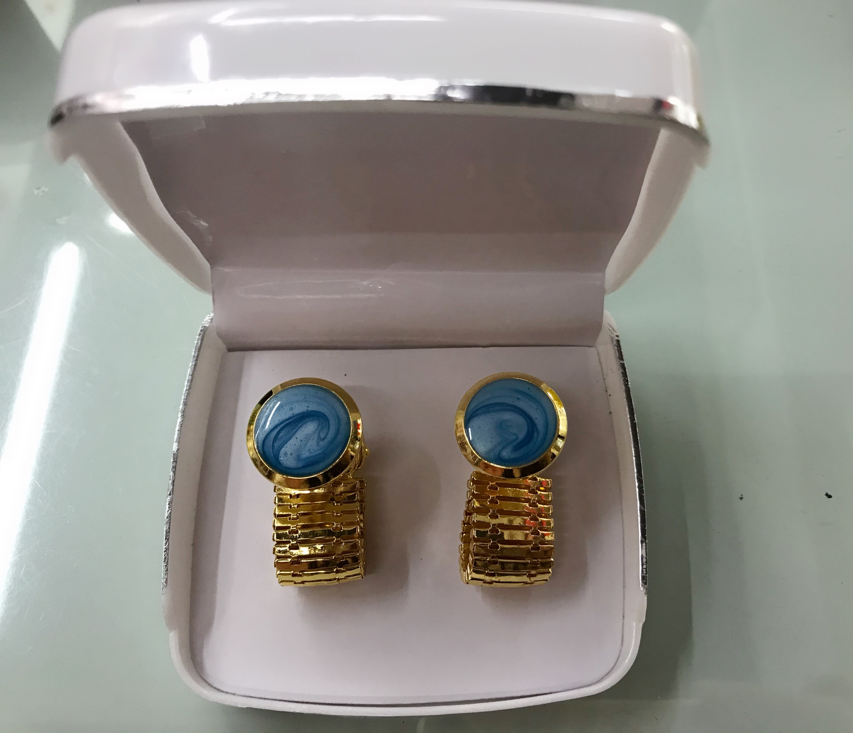 أزرار أكمام لسلسلة اليد Specification image