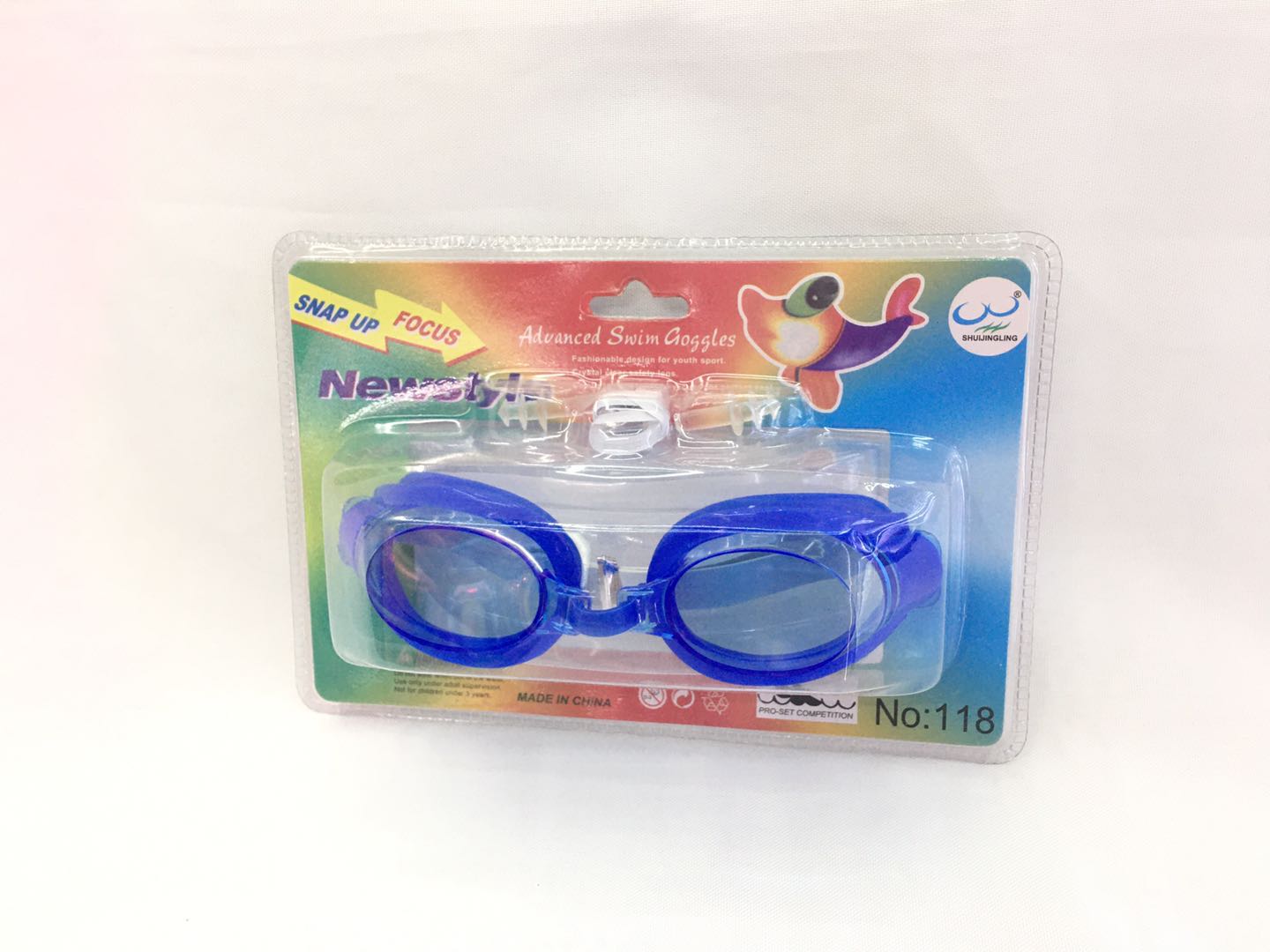 Swimming goggles manufacturers supply low-priced swimming goggles, adult vacuum-formed swimming goggles, goggles and adult swimming glasses for export detail image 7