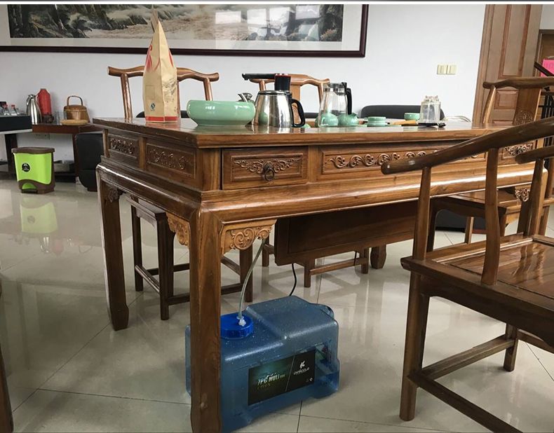 Outdoor food-grade water bucket, square water bucket, car-mounted self-driving mineral water dispenser, transparent water storage bucket detail image 16