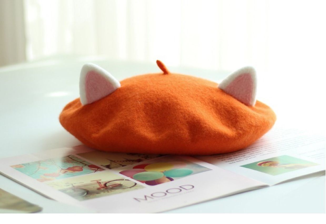 Children's hats, autumn and winter hats, fashionable and cute, fine wool knitted felt, cartoon cat ears, Bailey cap with fan, baseball cap detail image 2