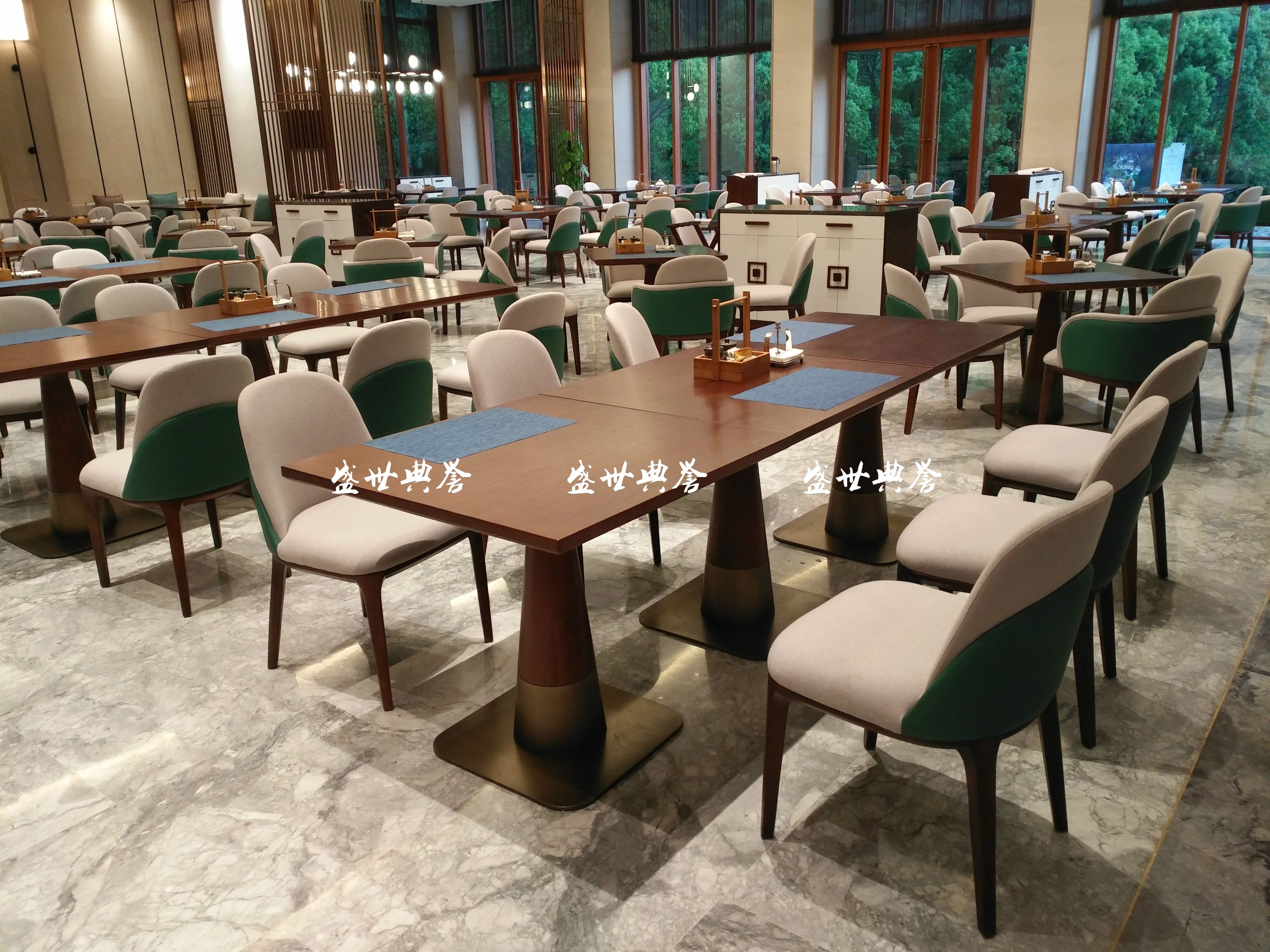 桂林度假酒店西餐厅餐桌椅饭店自助餐厅实木椅宾馆早餐椅子轻奢椅详情图12