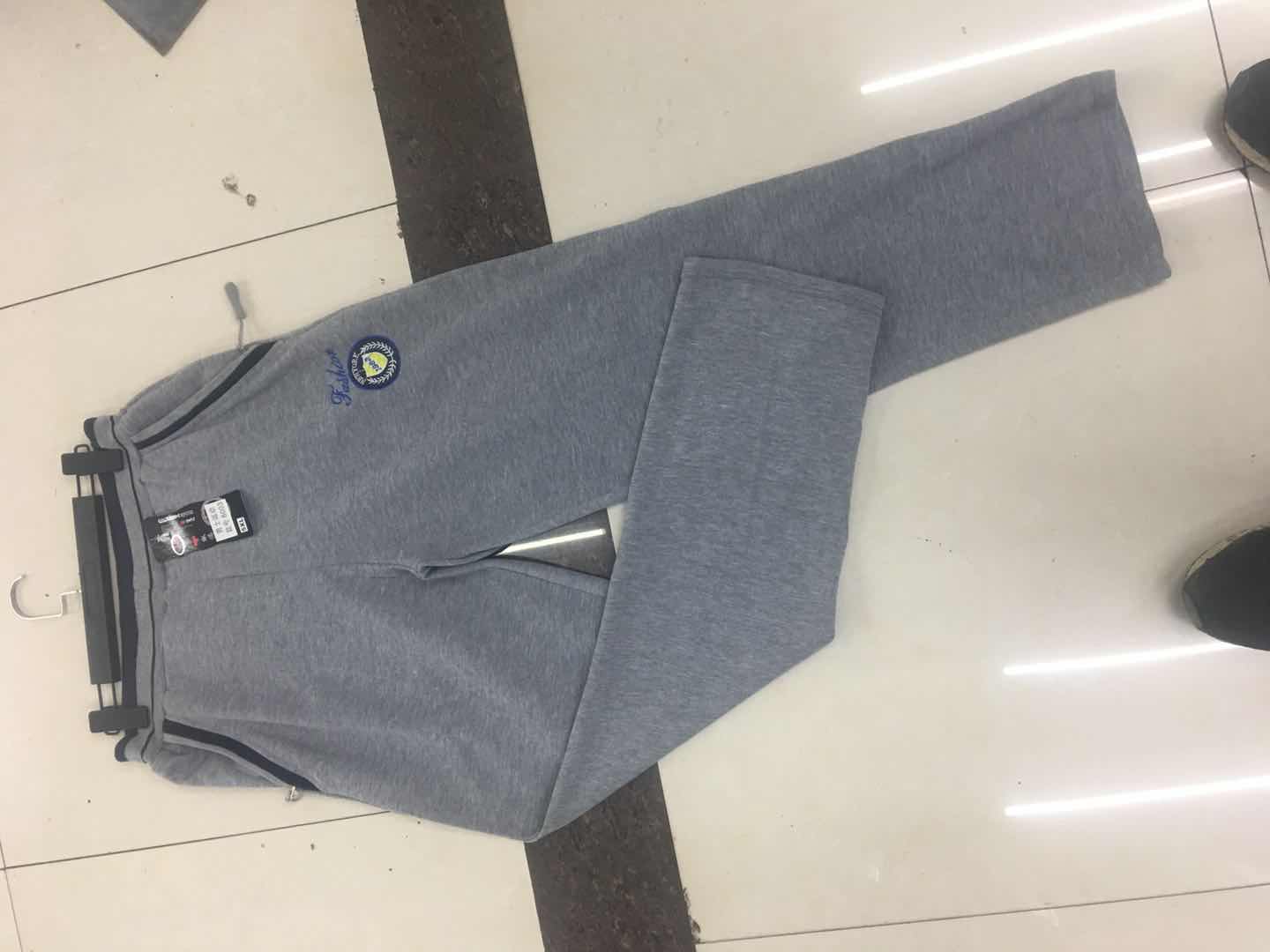 Men's casual sportswear pants detail image 5