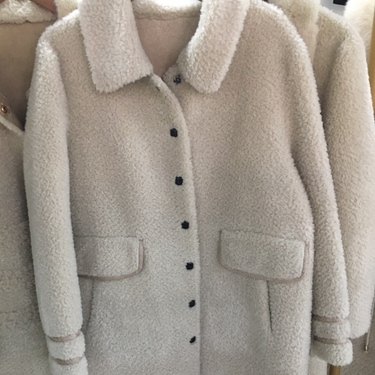 Fur one beige multi-button fashion trend classic stable atmosphere noble durable thumbnail