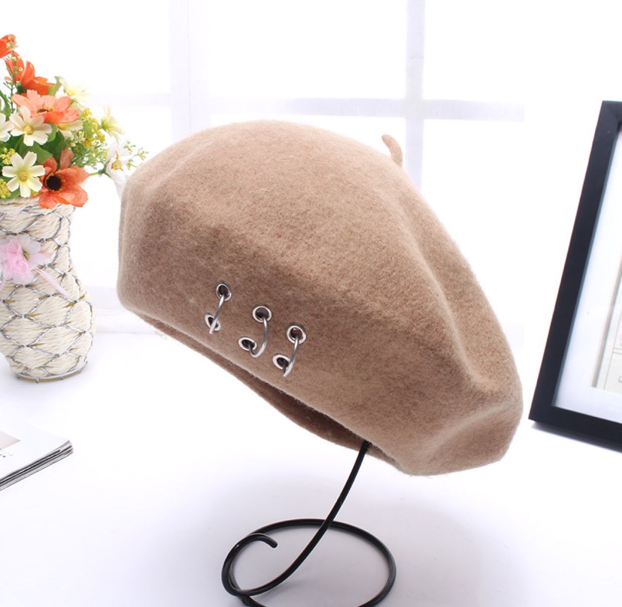 New Year's fashion: All-wool three-ring felt beret, women's warm and elegant winter fisherman's hat, brim hat, professional hat detail image 7