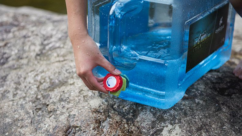 Outdoor food-grade water bucket, square water bucket, car-mounted self-driving mineral water dispenser, transparent water storage bucket detail image 9