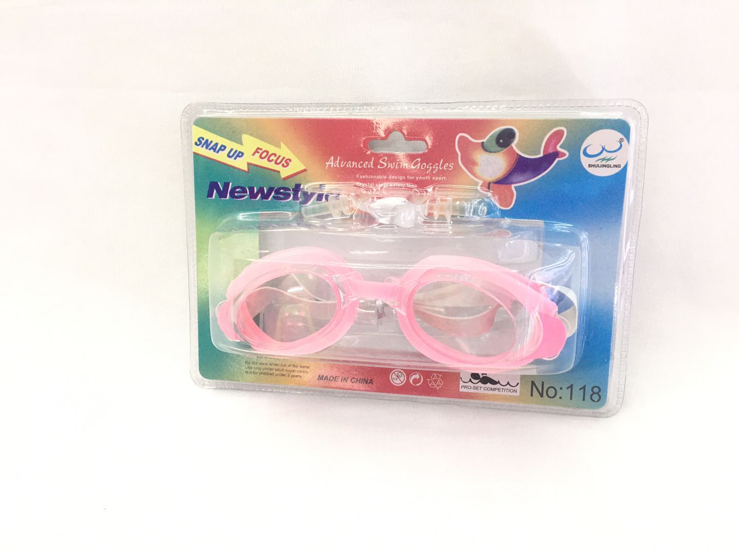 Swimming goggles manufacturers supply low-priced swimming goggles, adult vacuum-formed swimming goggles, goggles and adult swimming glasses for export detail image 1