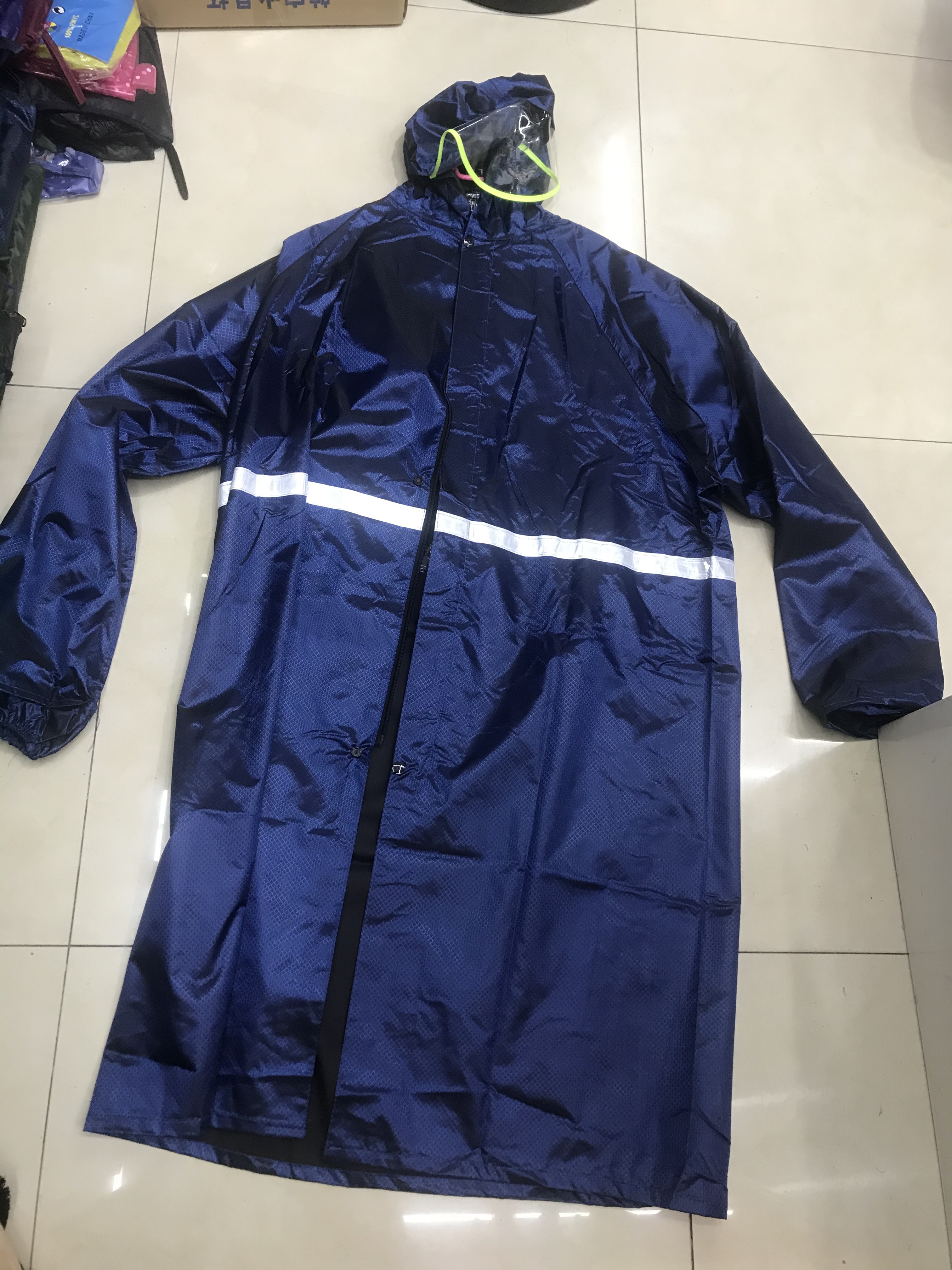 021_Jacquard Not Long Raincoat Long Trench Coat Raincoat details Picture