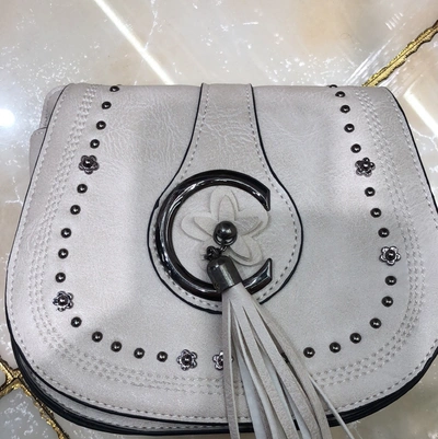 Curved Bag