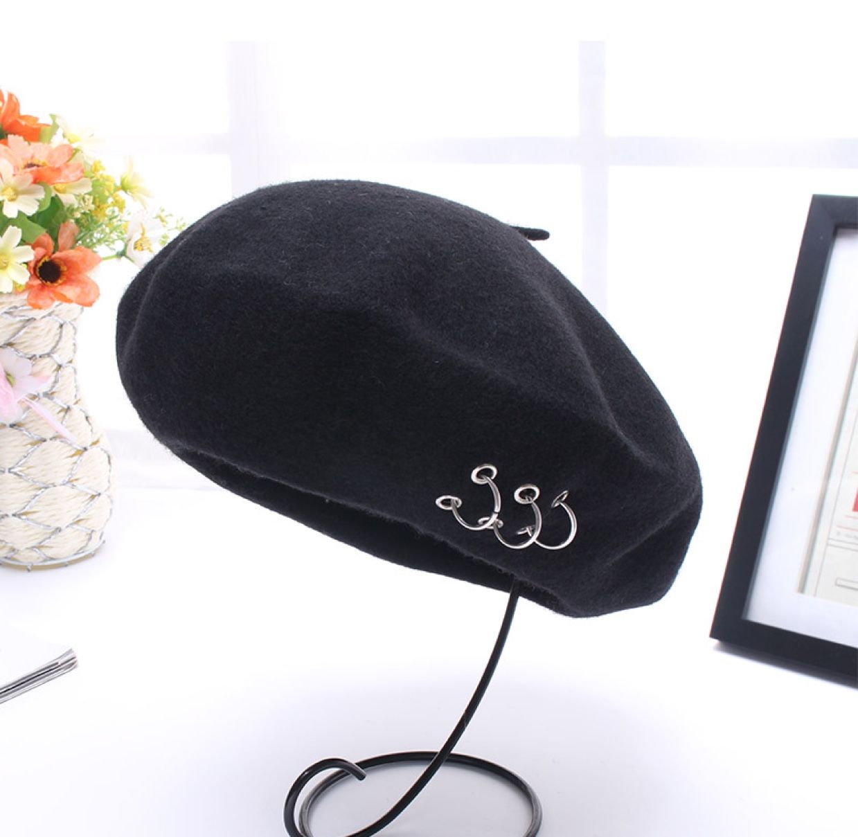 New Year's fashion: All-wool three-ring felt beret, women's warm and elegant winter fisherman's hat, brim hat, professional hat detail image 5