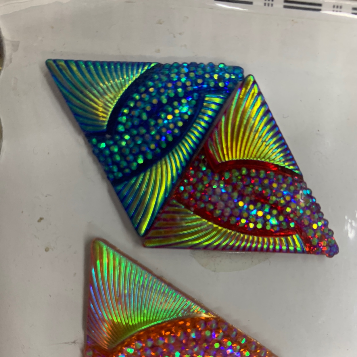 35 Triangle Golden Sea Jewelry Accessories Q54741