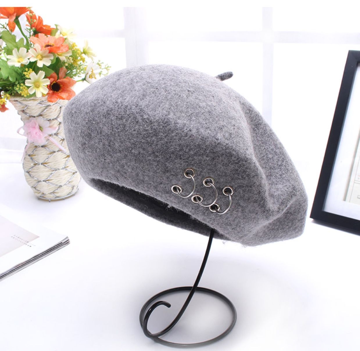 New Year's fashion: All-wool three-ring felt beret, women's warm and elegant winter fisherman's hat, brim hat, professional hat detail image 6