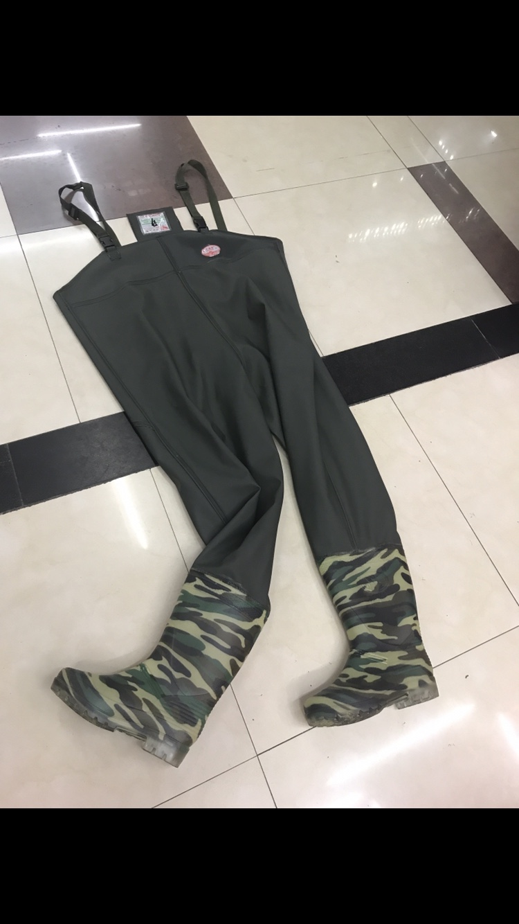 Camouflage Launch Pants Launch Catch Pants Jumpsuit Straps Launch Pants Application Scenario