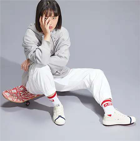 人本2020秋季新款潮鞋2586/7886男女情侣款百搭休闲主推款帆布鞋产品图