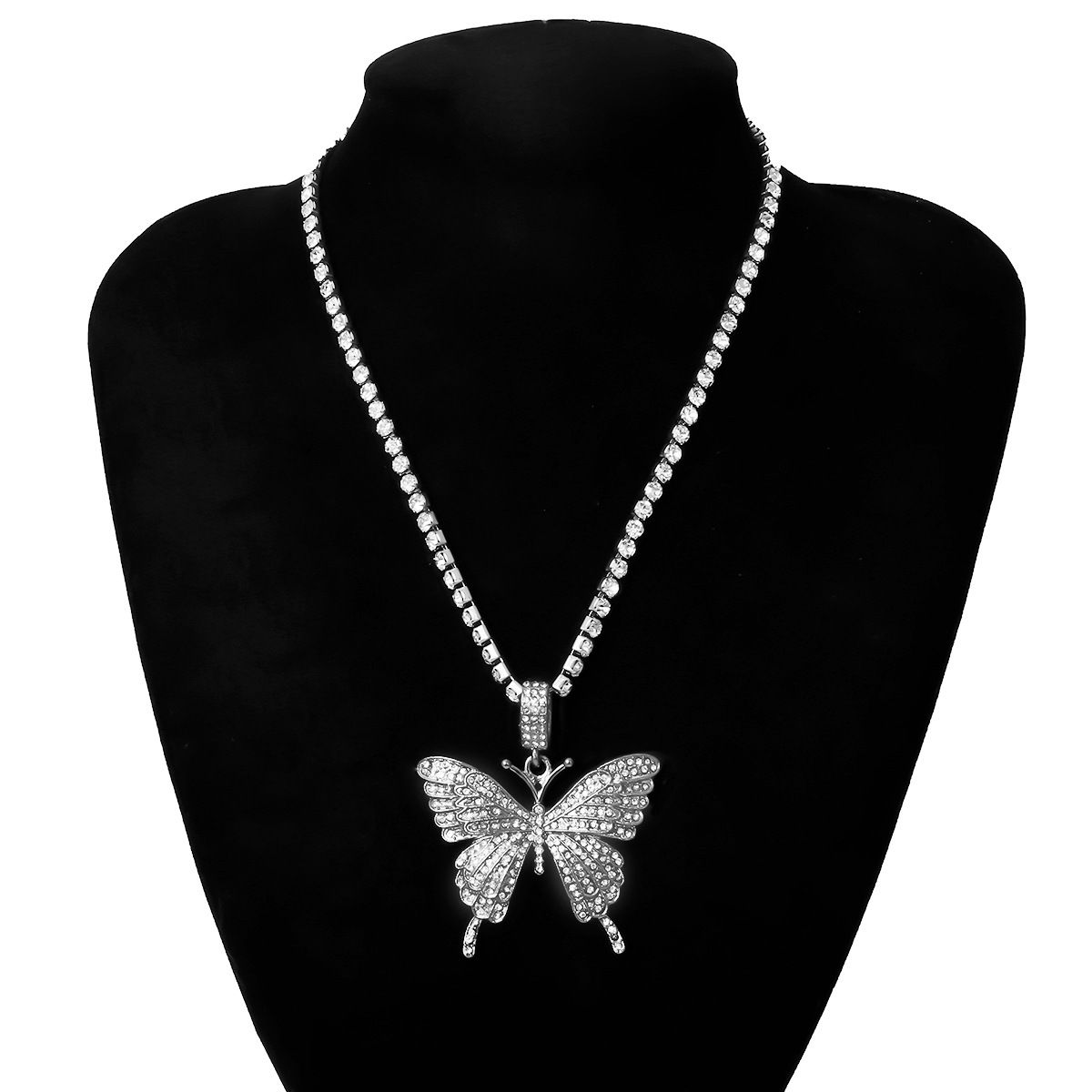 European and American cross-border jewelry fashion street style sparkling diamond collarbone chain necklace, elegant ins diamond-encrusted large butterfly necklace for women detail image 1